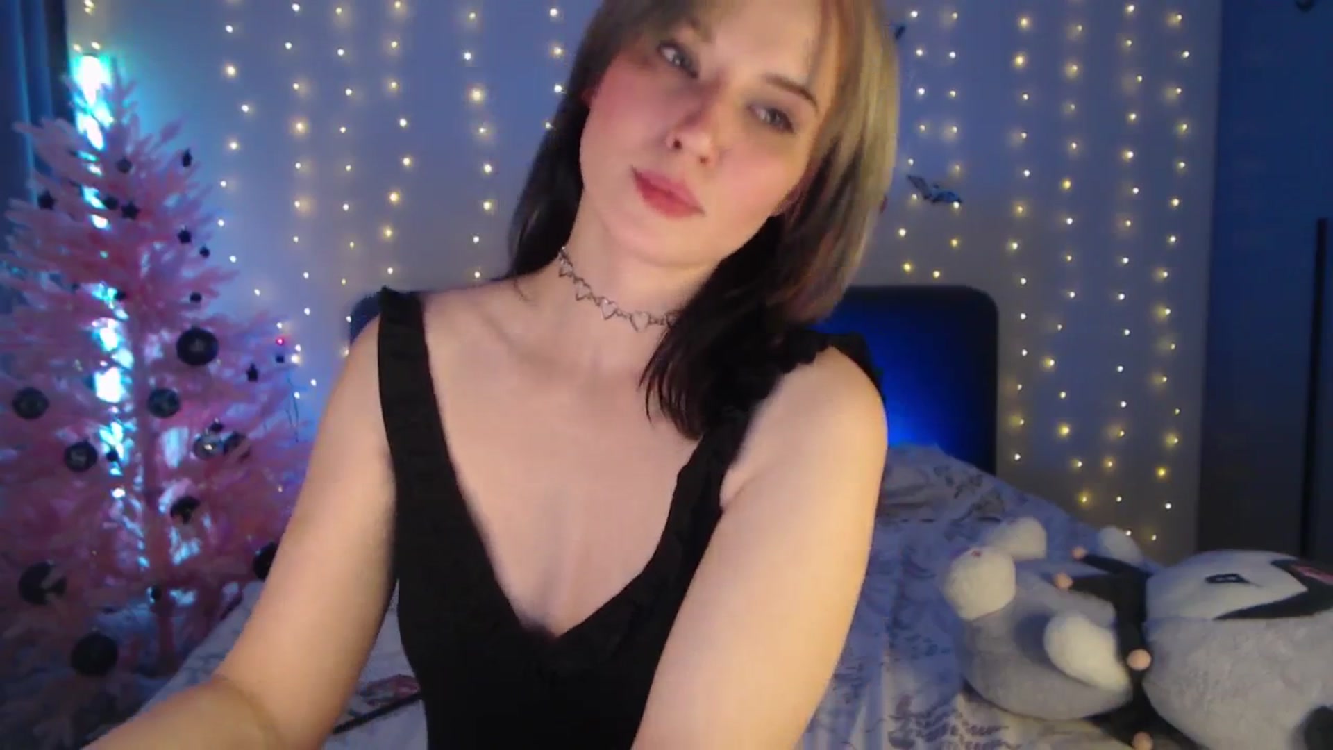 Gallery image thumbnail from Snowy_AF's myfreecams stream on, 12/31/2025, 20:53 image 10 of 20