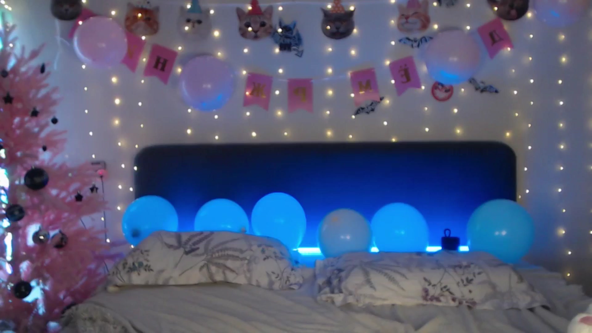 Gallery image thumbnail from Snowy_AF's myfreecams stream on, 01/08/2026, 04:04 image 8 of 20
