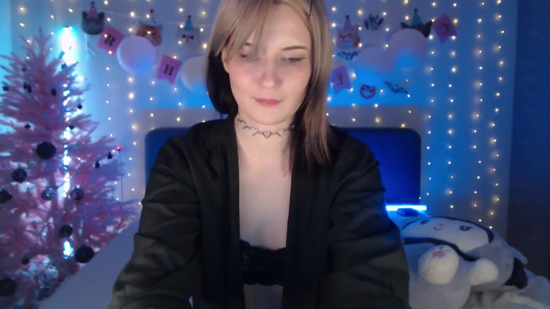 Gallery image thumbnail from Snowy_AF's myfreecams stream on, 01/11/2026, 20:18 image 16 of 20