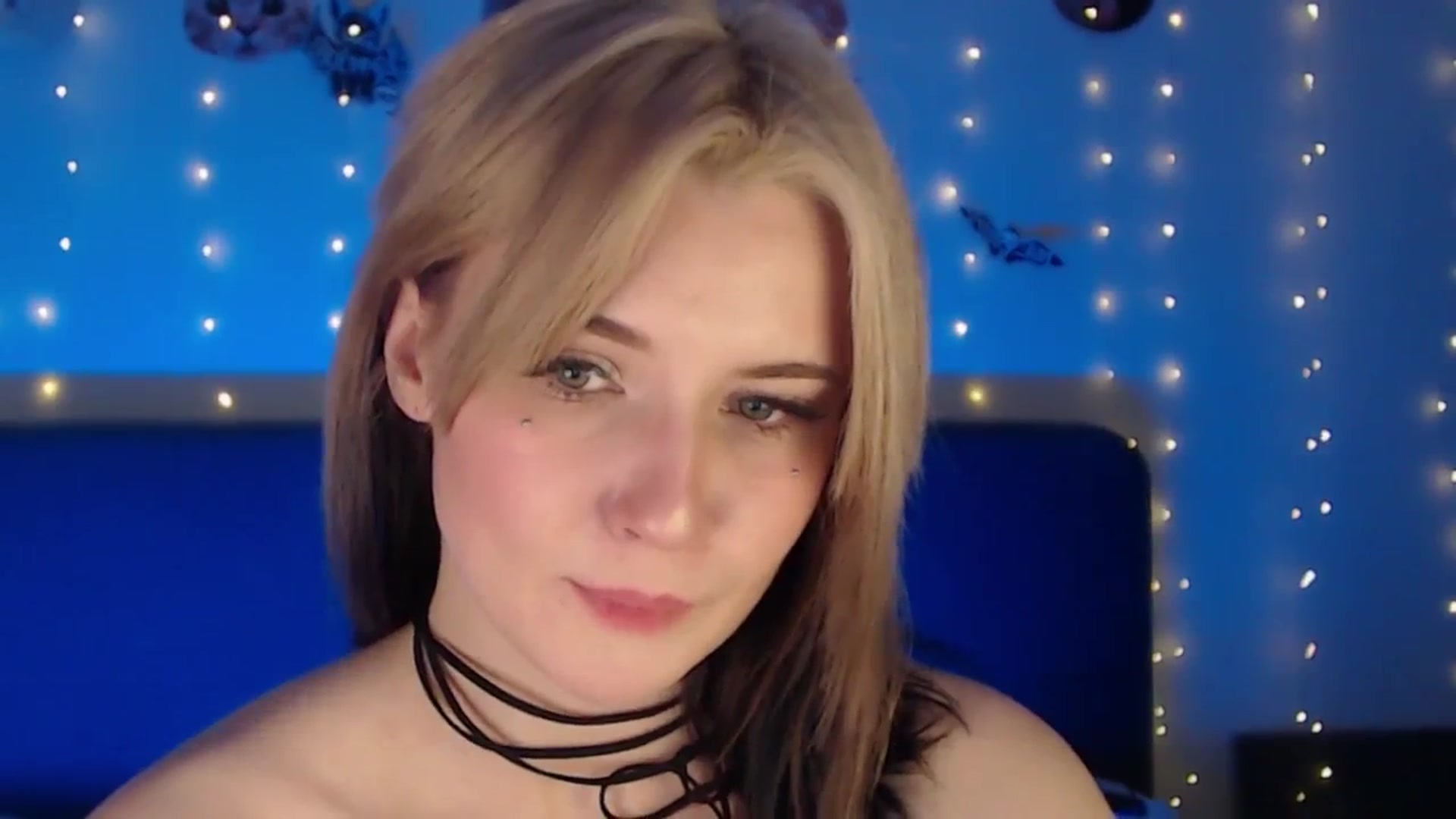 Gallery image thumbnail from Snowy_AF's myfreecams stream on, 02/01/2026, 20:48 image 18 of 20