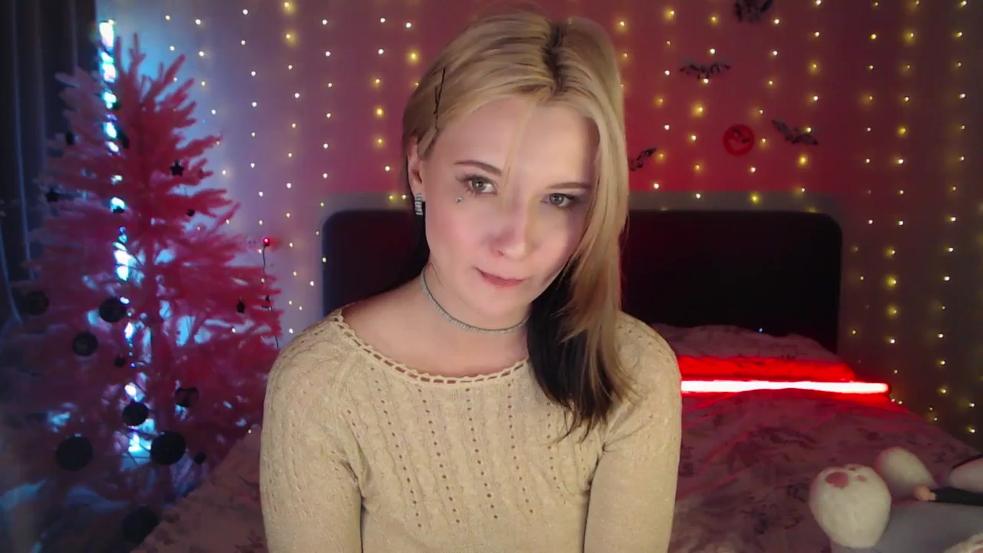 Gallery image thumbnail from Snowy_AF's myfreecams stream on, 02/08/2026, 15:12 image 13 of 20