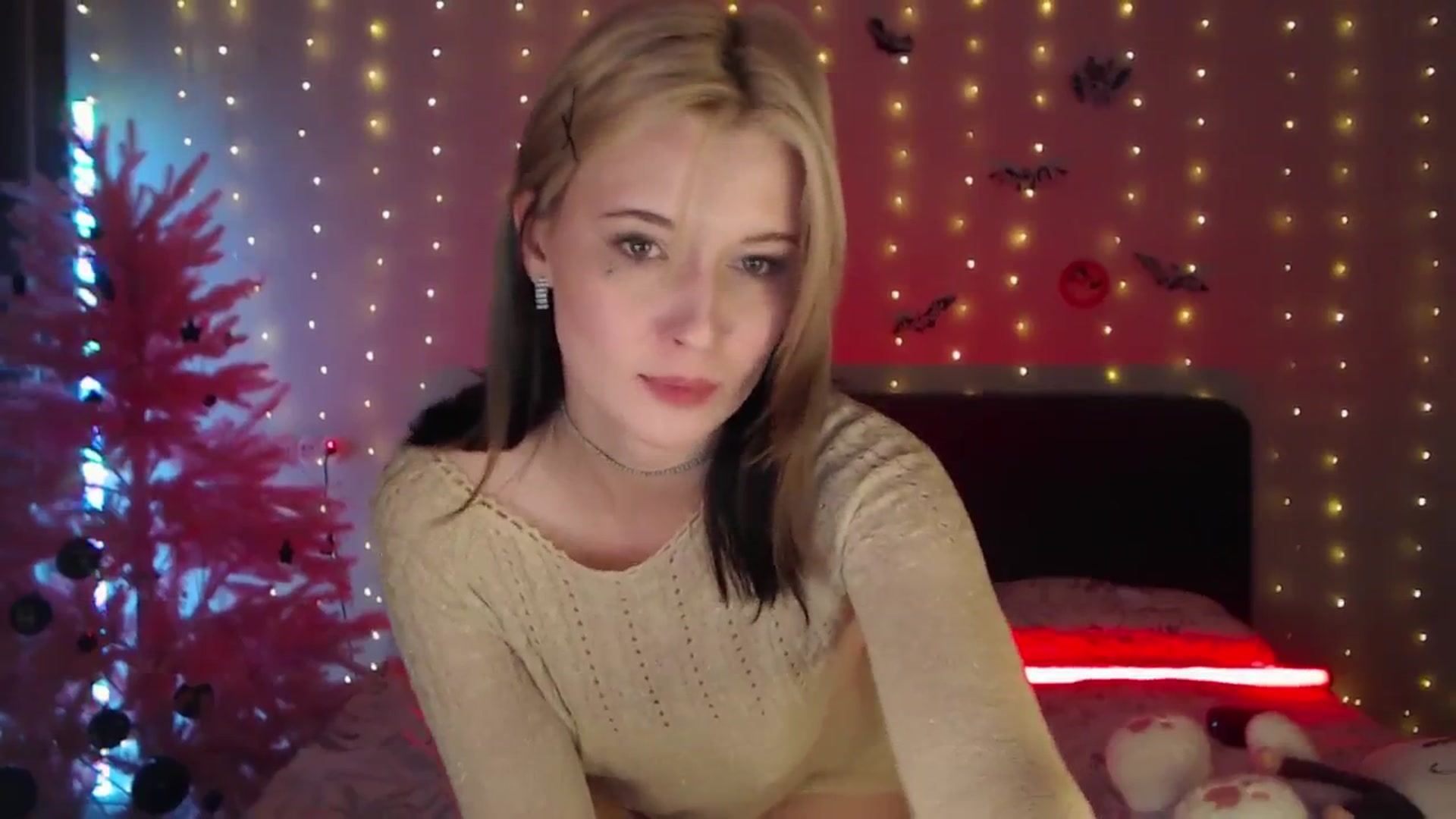 Gallery image thumbnail from Snowy_AF's myfreecams stream on, 02/08/2026, 15:12 image 3 of 20
