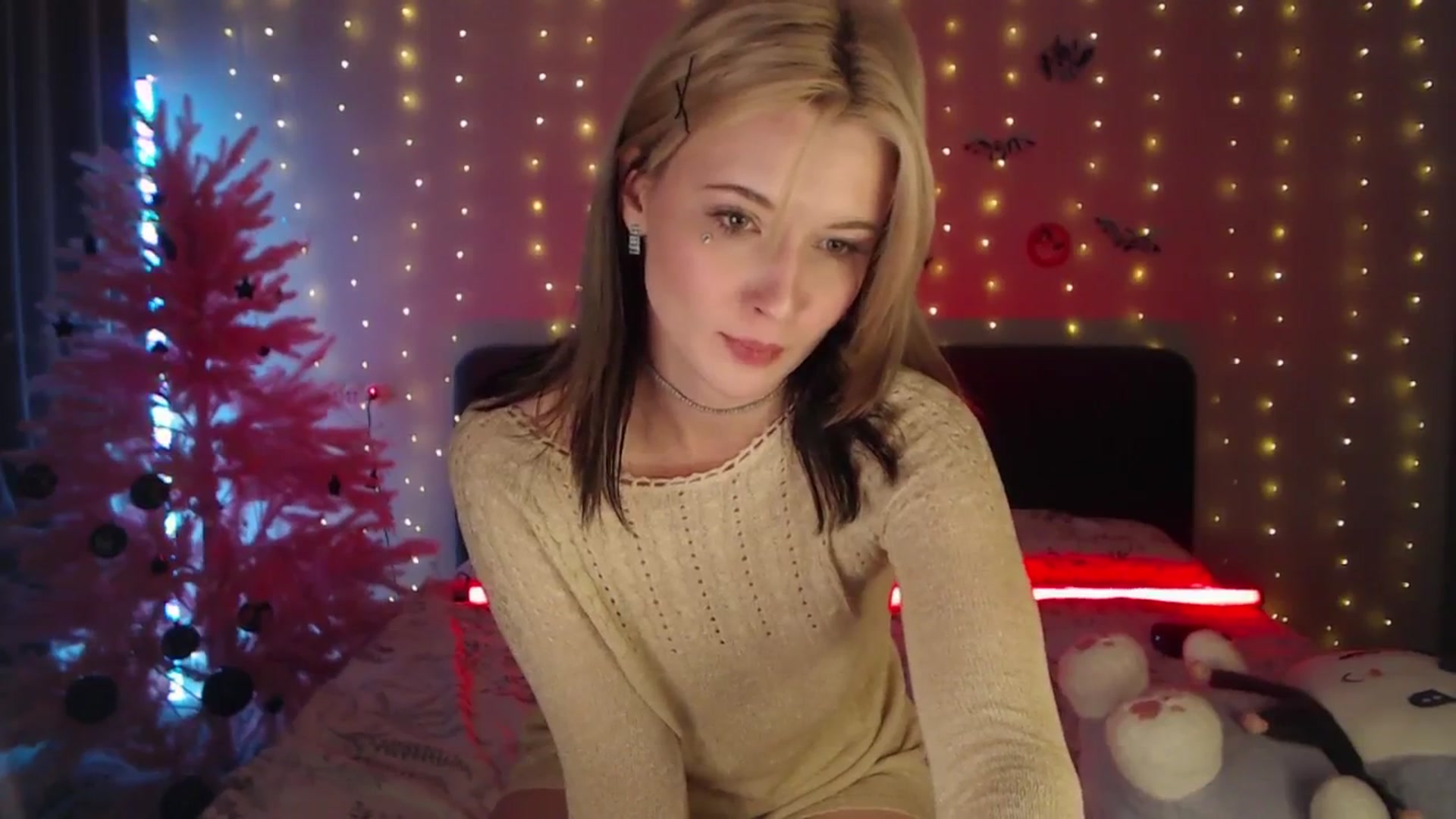 Gallery image thumbnail from Snowy_AF's myfreecams stream on, 02/08/2026, 15:12 image 4 of 20