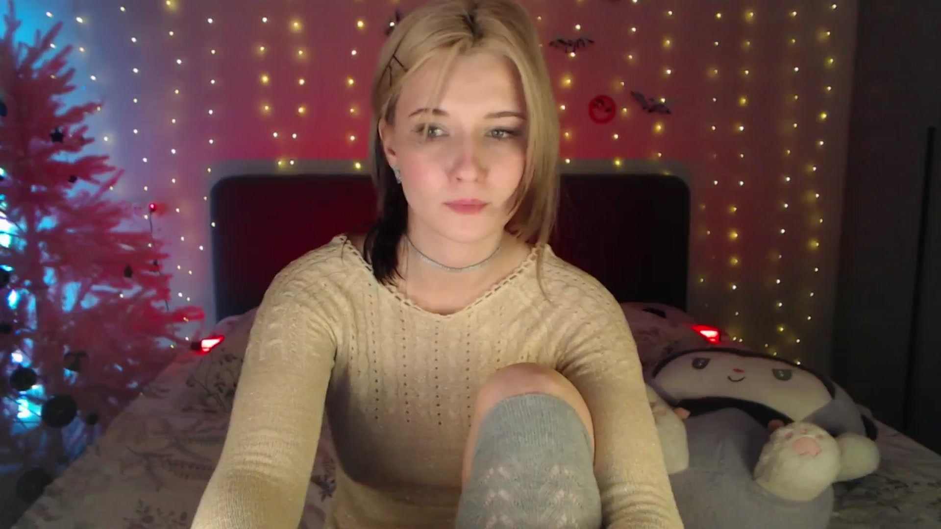 Gallery image thumbnail from Snowy_AF's myfreecams stream on, 02/08/2026, 18:03 image 20 of 20
