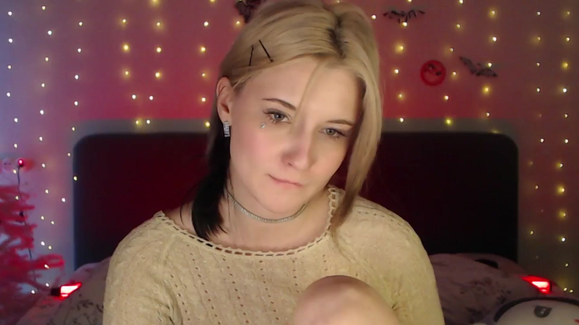 Gallery image thumbnail from Snowy_AF's myfreecams stream on, 02/08/2026, 18:03 image 13 of 20
