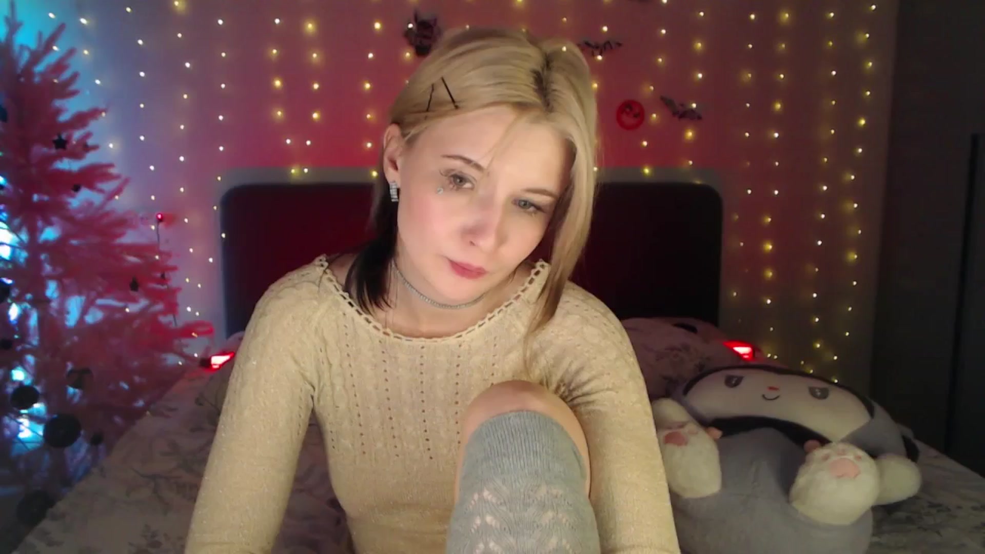 Gallery image thumbnail from Snowy_AF's myfreecams stream on, 02/08/2026, 18:03 image 18 of 20