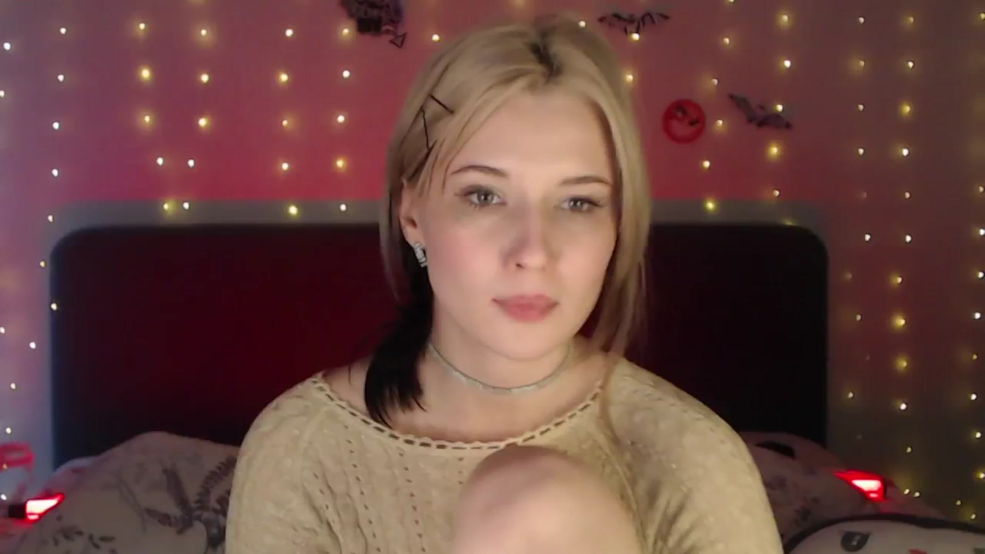 Gallery image thumbnail from Snowy_AF's myfreecams stream on, 02/08/2026, 18:03 image 11 of 20