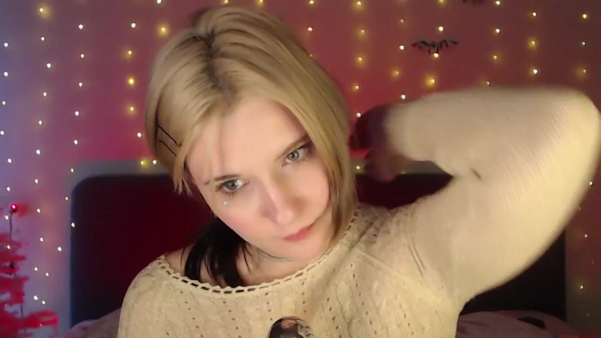 Gallery image thumbnail from Snowy_AF's myfreecams stream on, 02/08/2026, 18:03 image 6 of 20