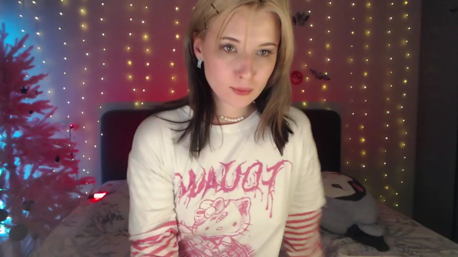 Gallery image thumbnail from Snowy_AF's myfreecams stream on, 02/08/2026, 19:53 image 5 of 20