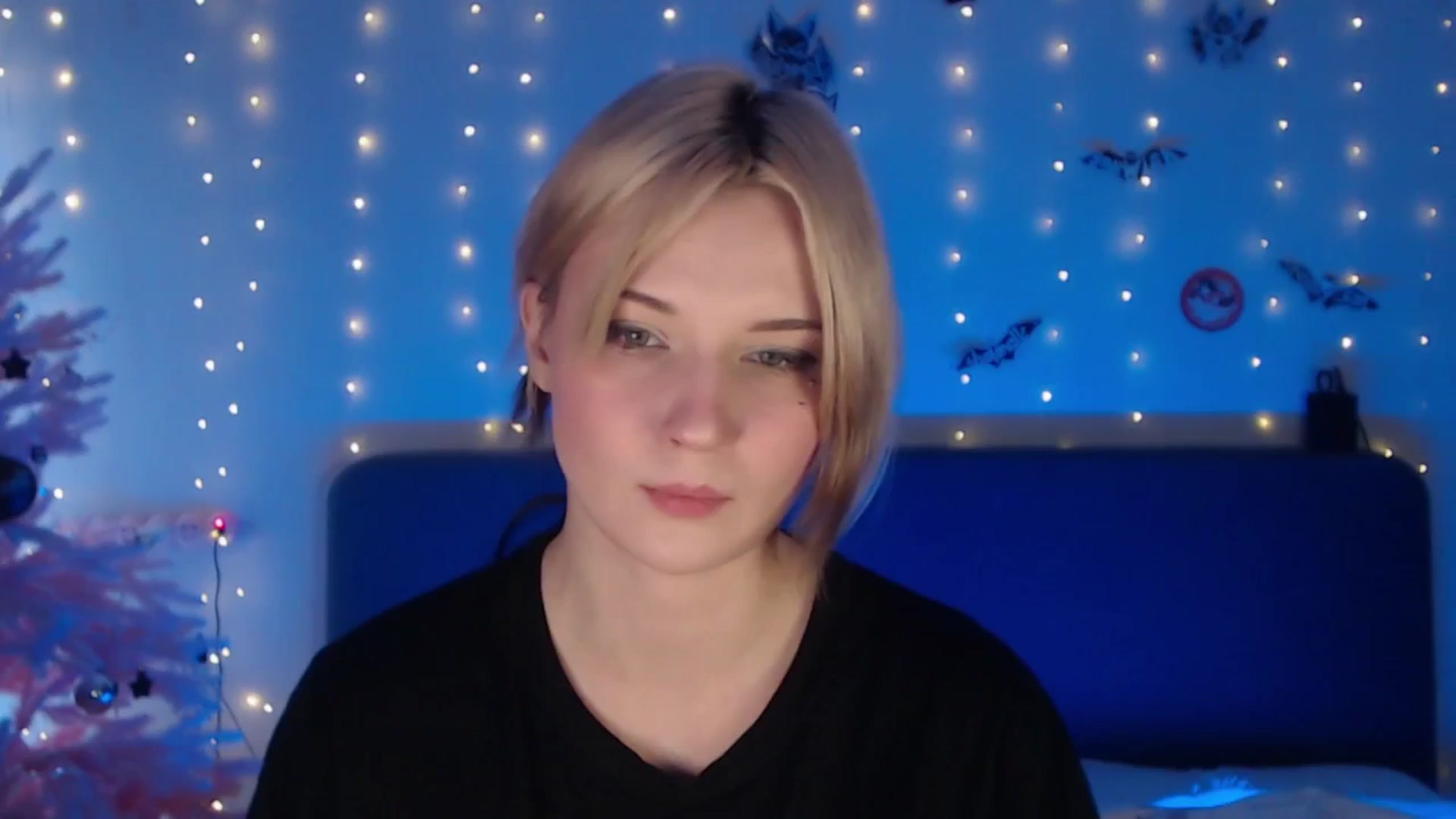 Gallery image thumbnail from Snowy_AF's myfreecams stream on, 02/22/2026, 21:30 image 1 of 20