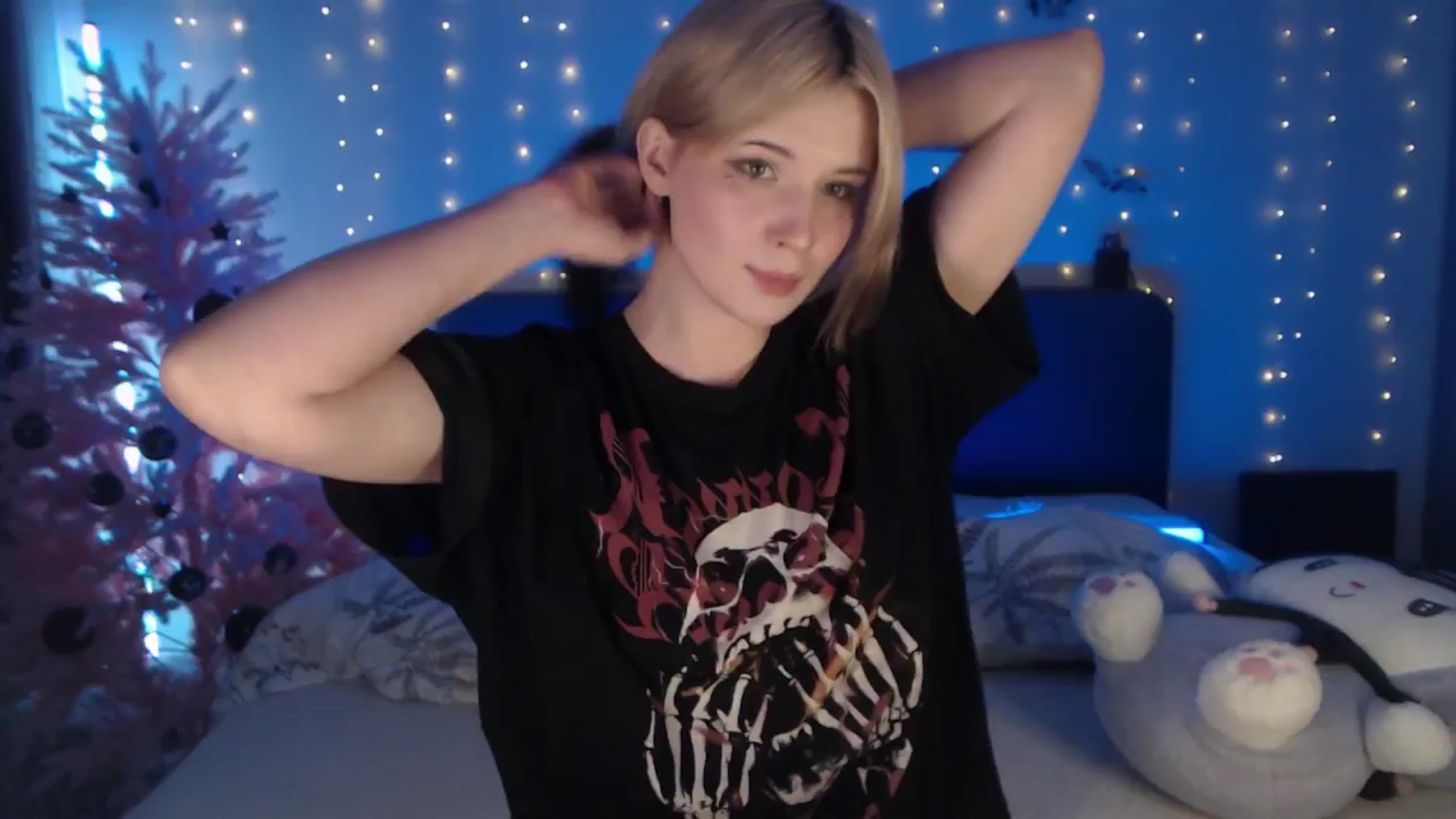 Gallery image thumbnail from Snowy_AF's myfreecams stream on, 02/22/2026, 21:30 image 4 of 20