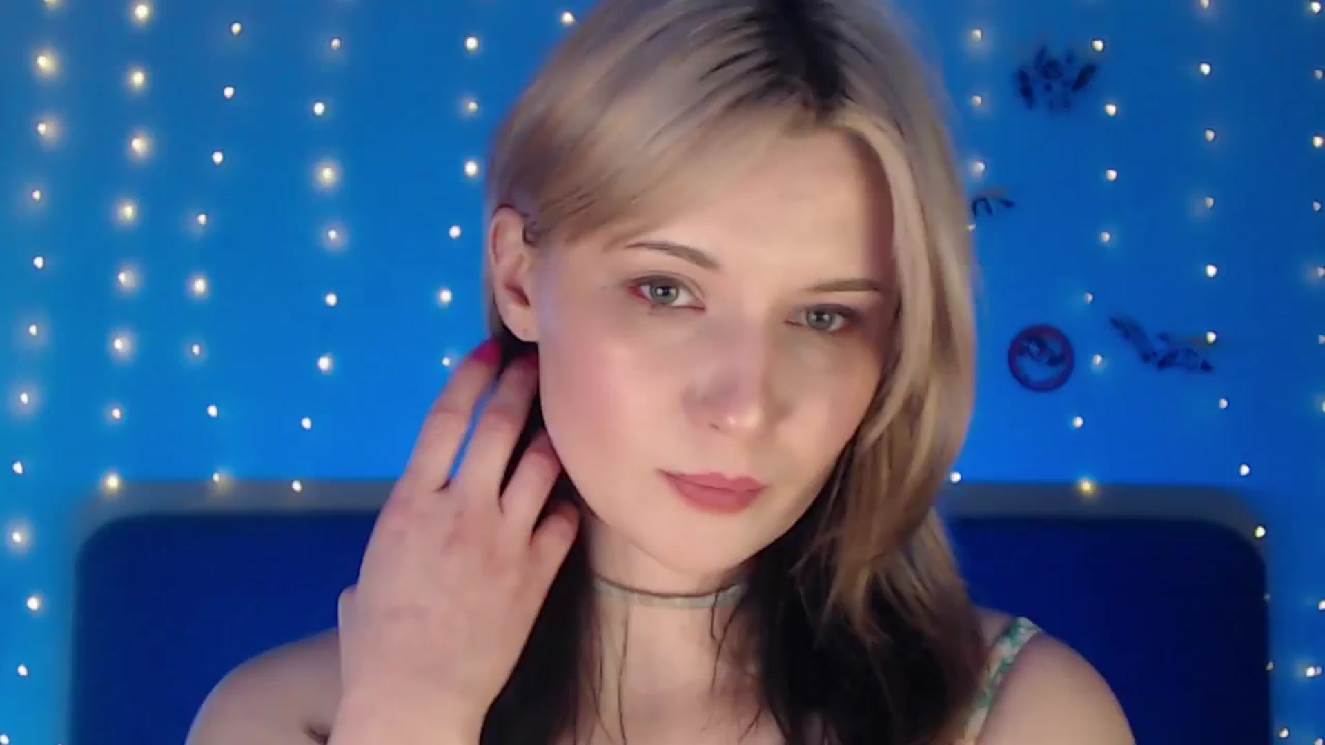 Gallery image thumbnail from Snowy_AF's myfreecams stream on, 03/08/2026, 18:18 image 19 of 20