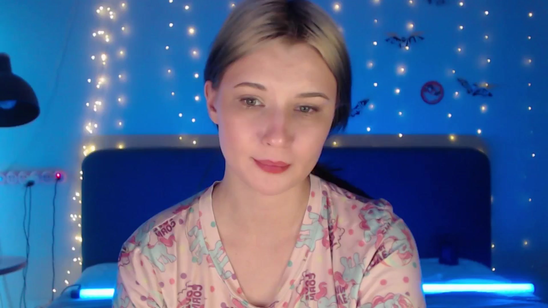 Gallery image thumbnail from Snowy_AF's myfreecams stream on, 03/19/2026, 21:41 image 18 of 20