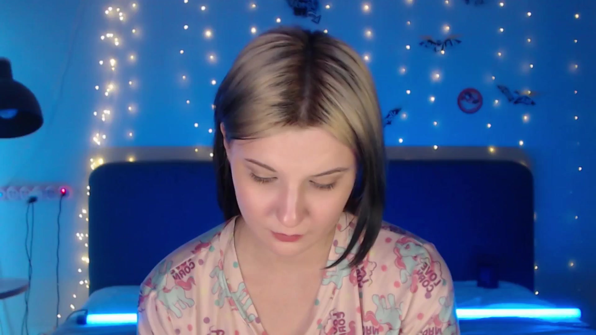 Gallery image thumbnail from Snowy_AF's myfreecams stream on, 03/19/2026, 21:41 image 19 of 20