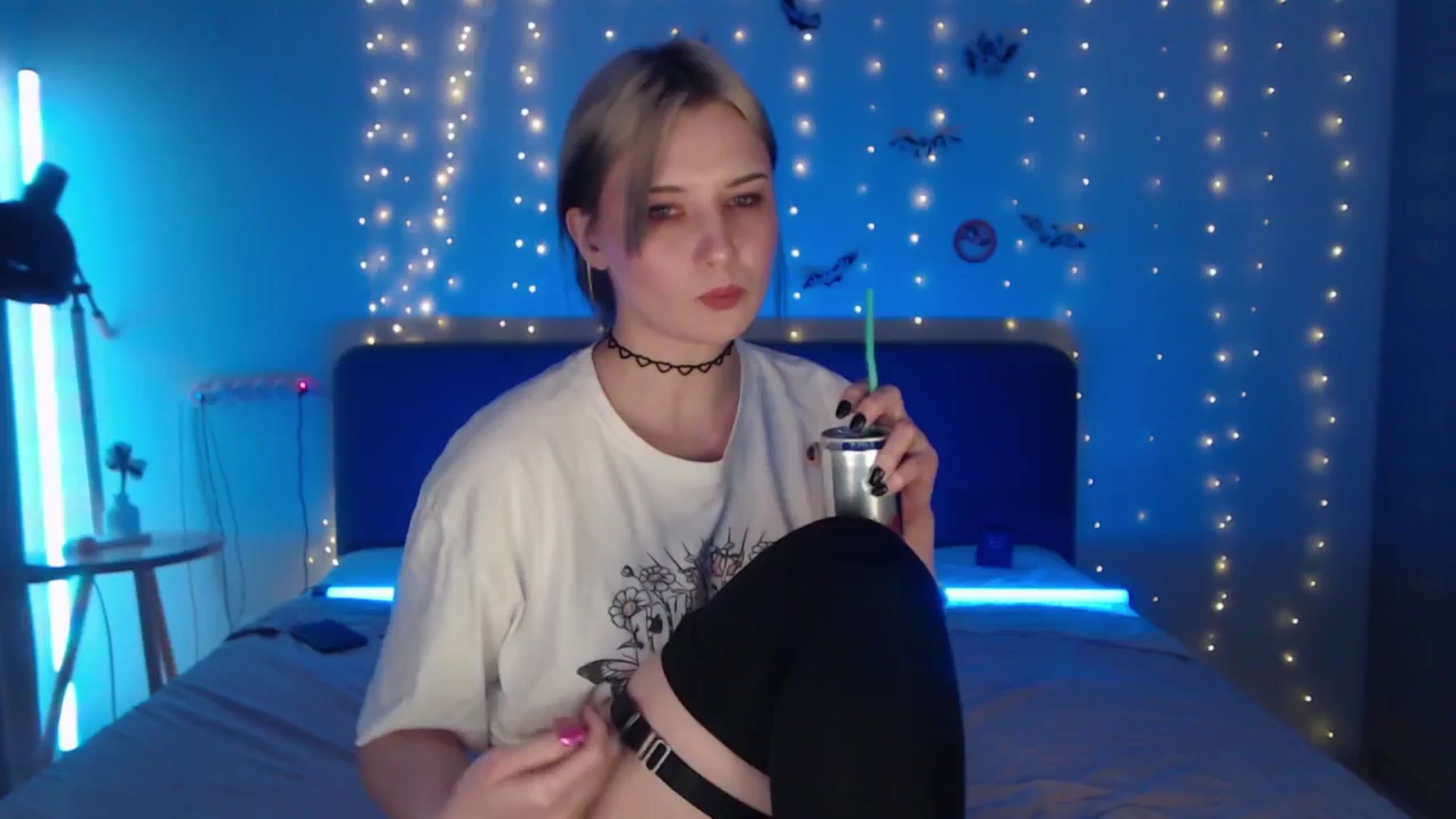 Gallery image thumbnail from Snowy_AF's myfreecams stream on, 03/22/2026, 20:09 image 11 of 20