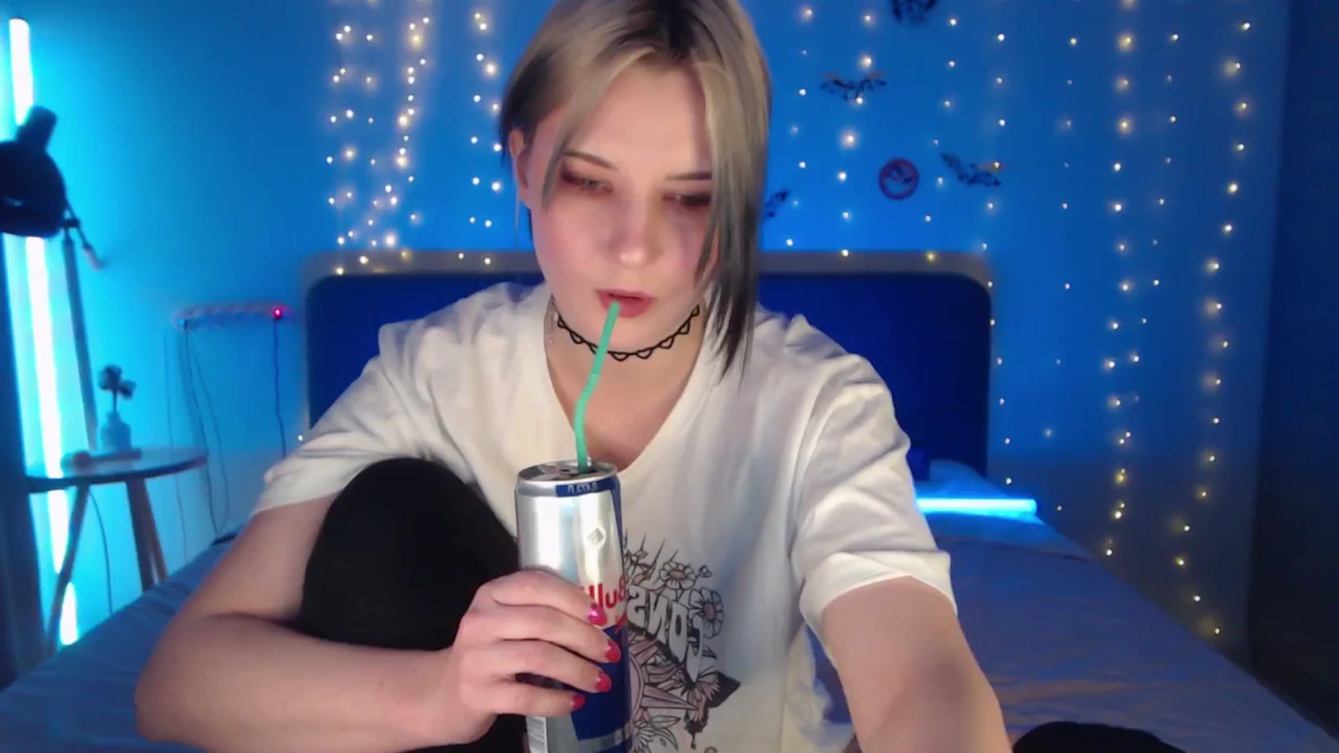 Gallery image thumbnail from Snowy_AF's myfreecams stream on, 03/22/2026, 20:09 image 5 of 20