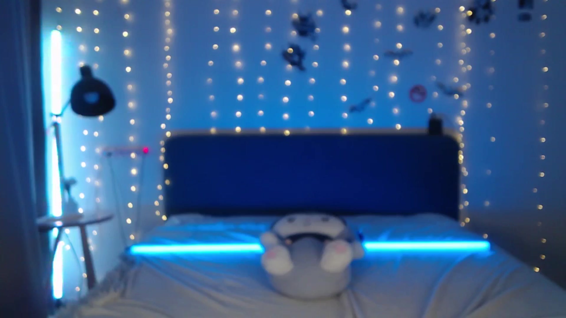 Gallery image thumbnail from Snowy_AF's myfreecams stream on, 04/10/2026, 18:55 image 10 of 20