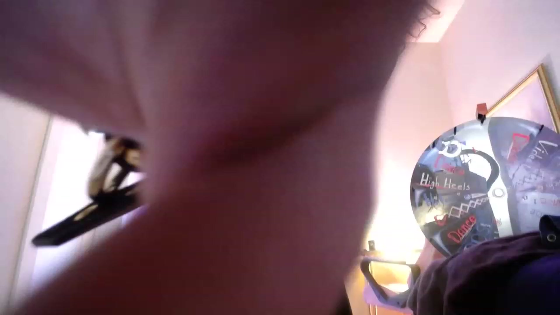 Gallery image thumbnail from SnugglePunk's myfreecams stream on, 04/17/2023, 24:33 image 3 of 20