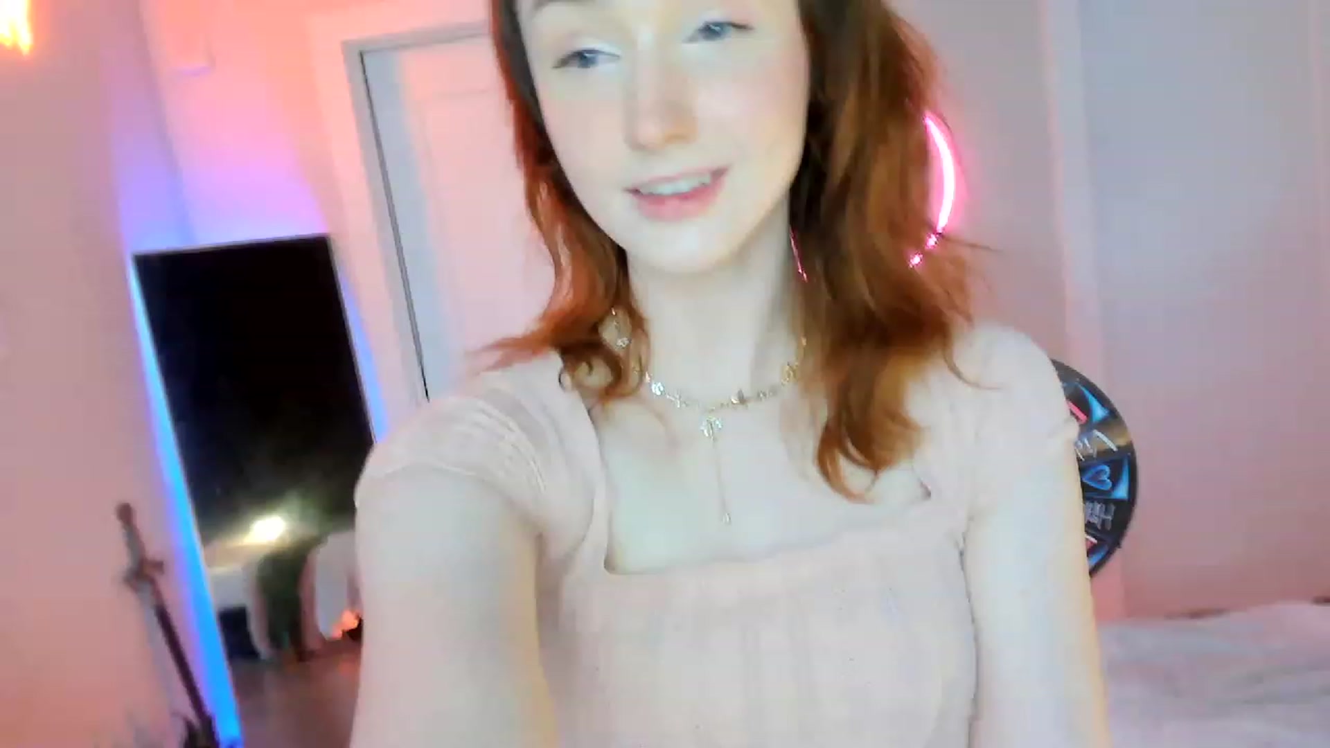 Gallery image thumbnail from SnugglePunk's myfreecams stream on, 05/03/2023, 23:36 image 3 of 20