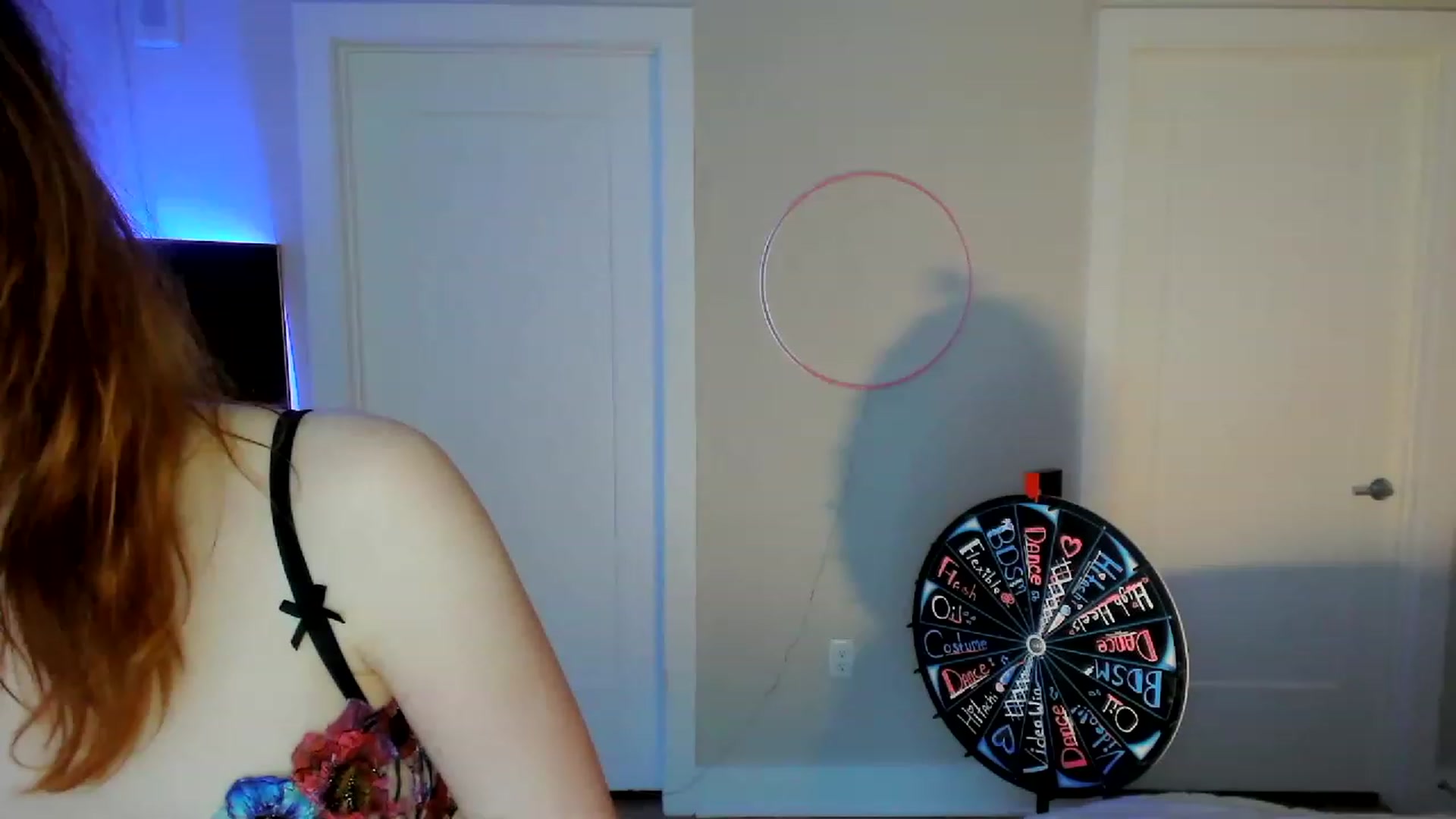 Gallery image thumbnail from SnugglePunk's myfreecams stream on, 05/08/2023, 24:07 image 9 of 20