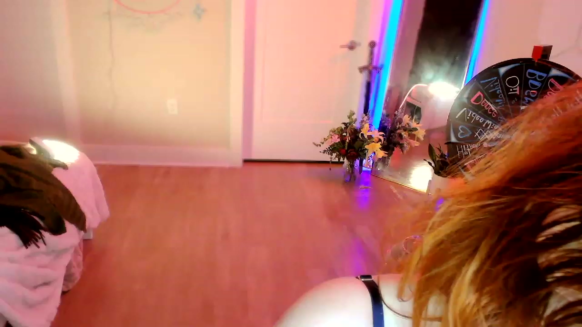 Gallery image thumbnail from SnugglePunk's myfreecams stream on, 06/03/2023, 01:32 image 18 of 20