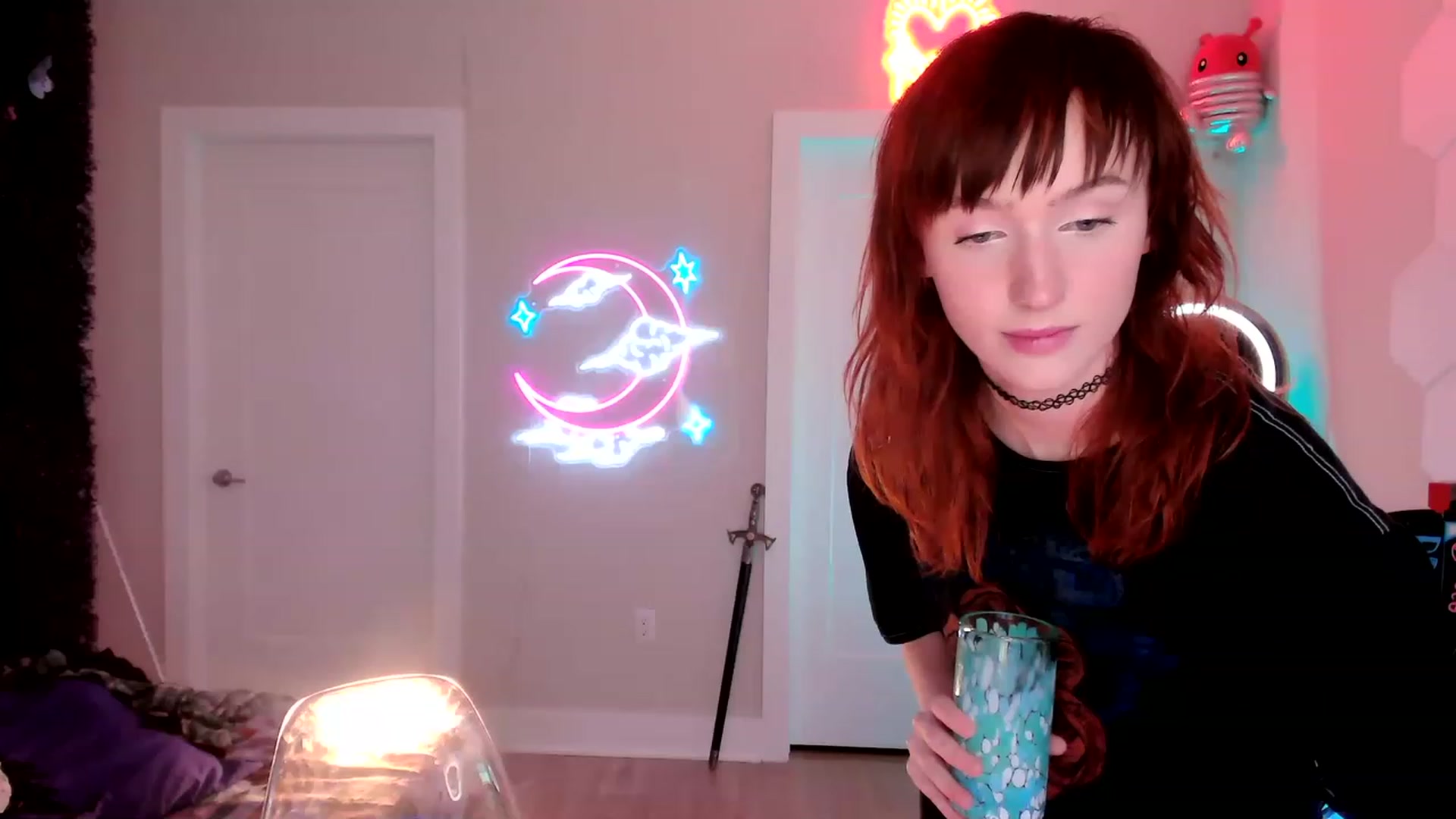 Gallery image thumbnail from SnugglePunk's myfreecams stream on, 06/22/2023, 23:49 image 6 of 20