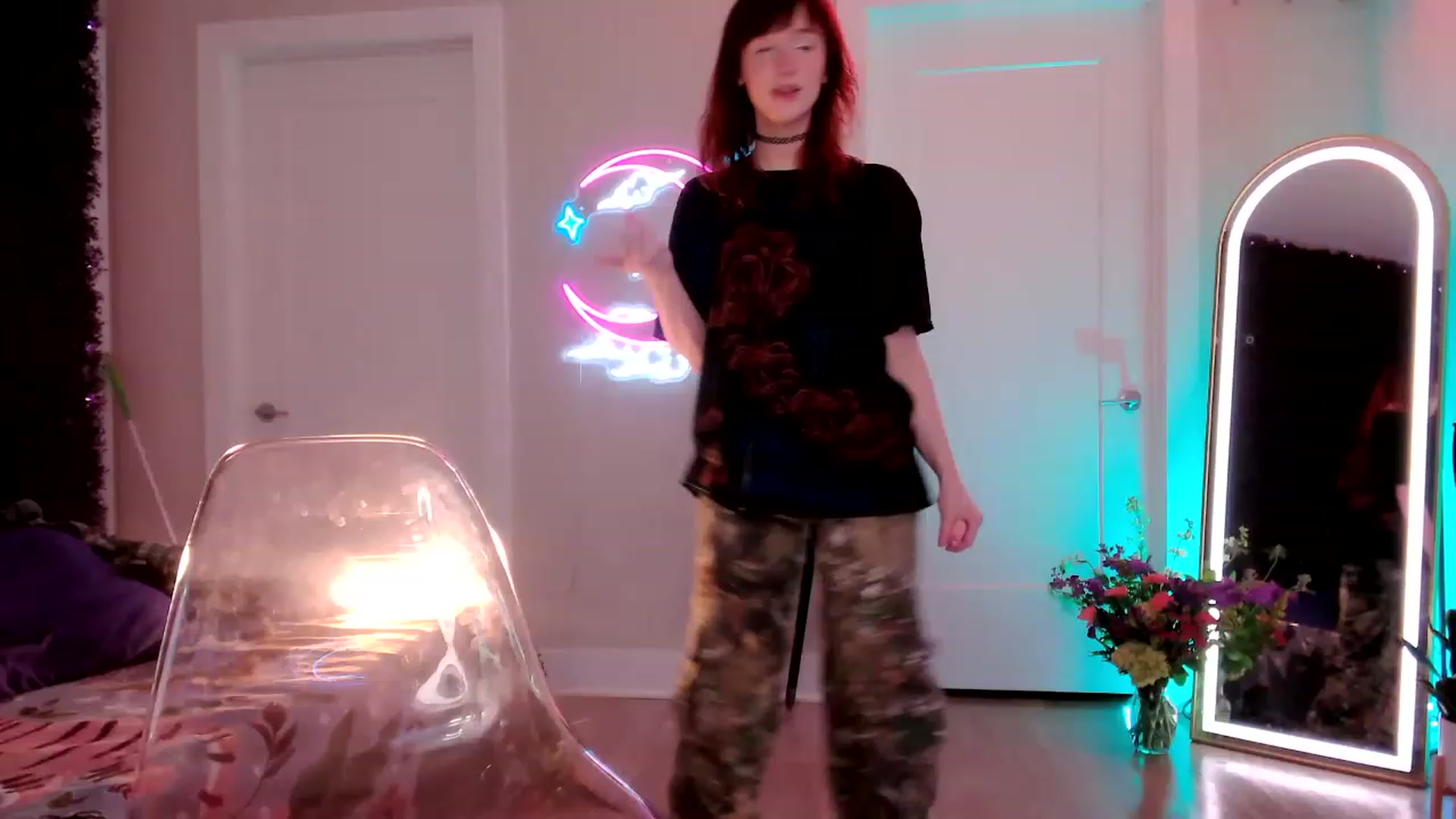 Gallery image thumbnail from SnugglePunk's myfreecams stream on, 06/22/2023, 23:49 image 8 of 20