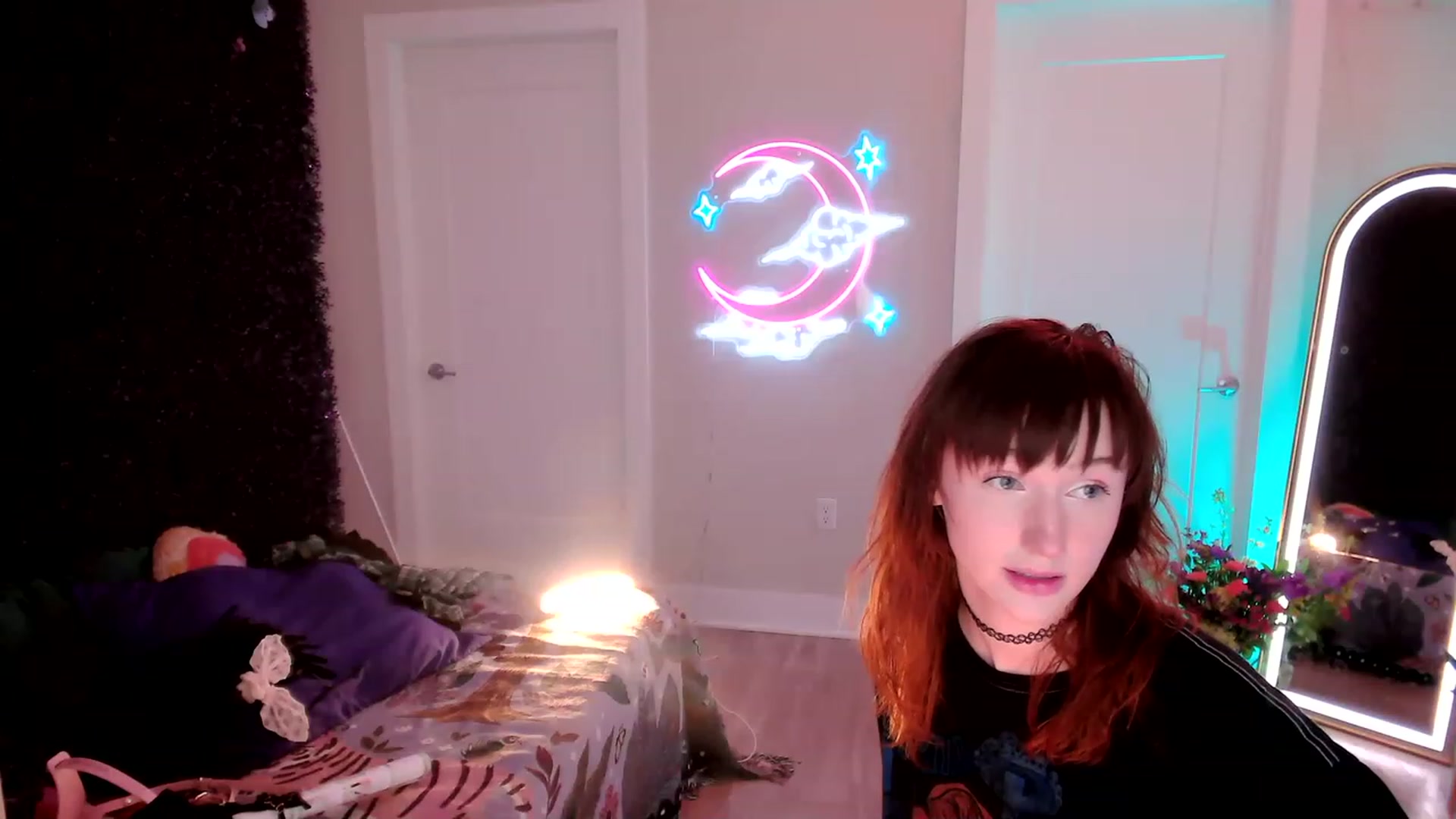 Gallery image thumbnail from SnugglePunk's myfreecams stream on, 06/22/2023, 23:49 image 3 of 20