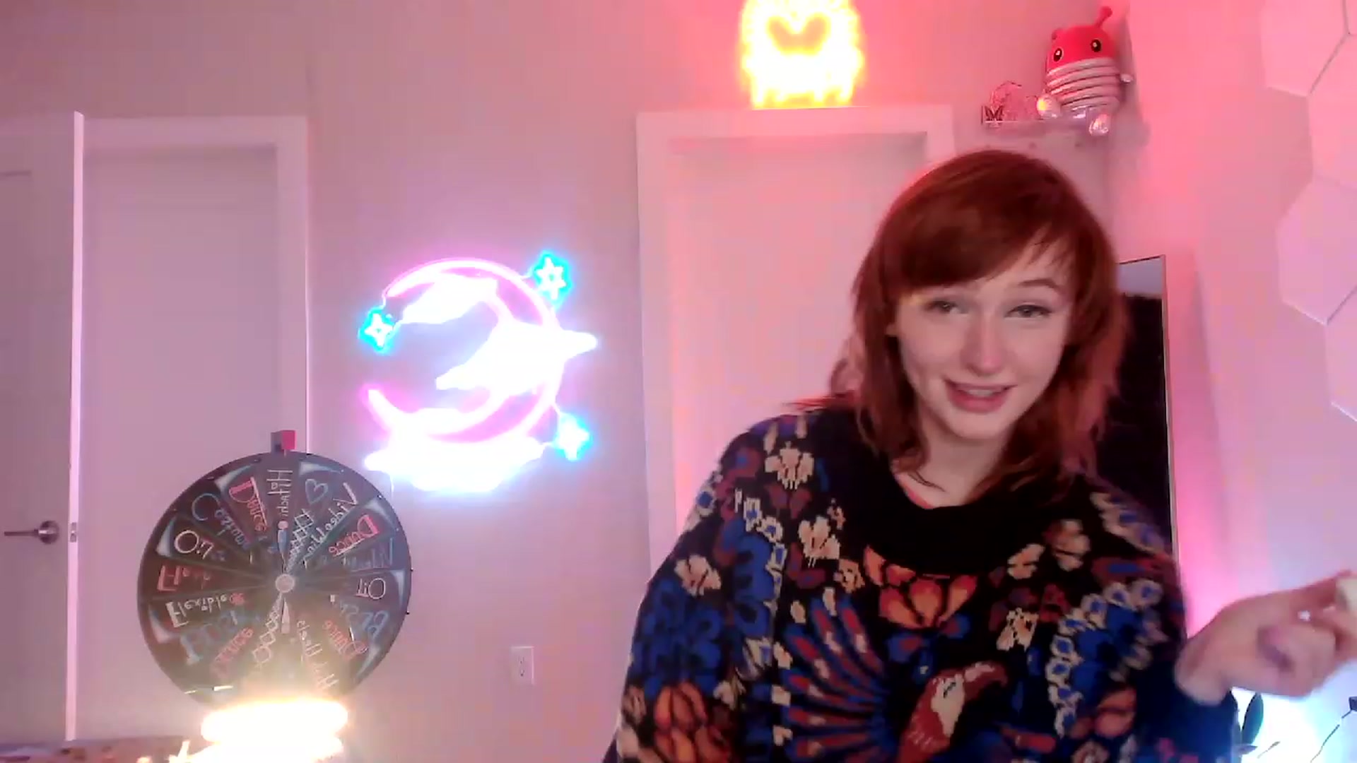 Gallery image thumbnail from SnugglePunk's myfreecams stream on, 07/29/2023, 24:57 image 17 of 20