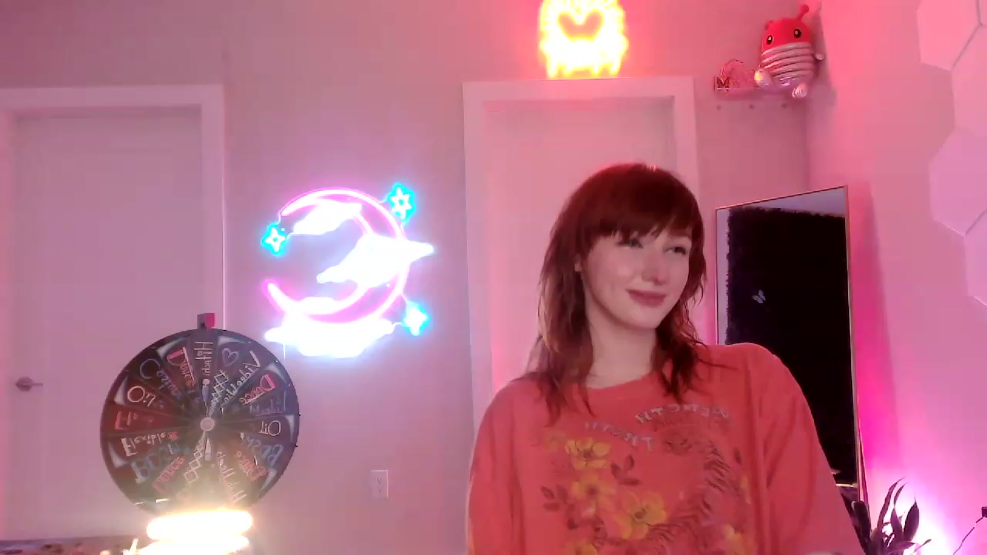 Gallery image thumbnail from SnugglePunk's myfreecams stream on, 07/29/2023, 24:57 image 14 of 20