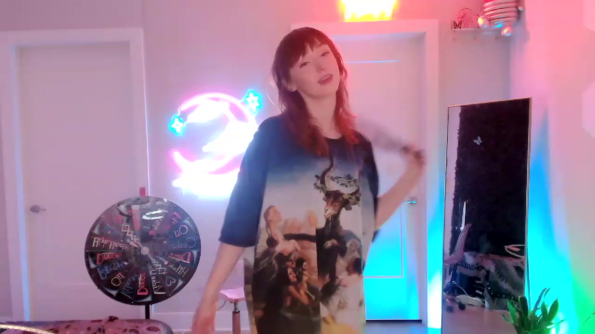 Gallery image thumbnail from SnugglePunk's myfreecams stream on, 08/04/2023, 24:01 image 5 of 20