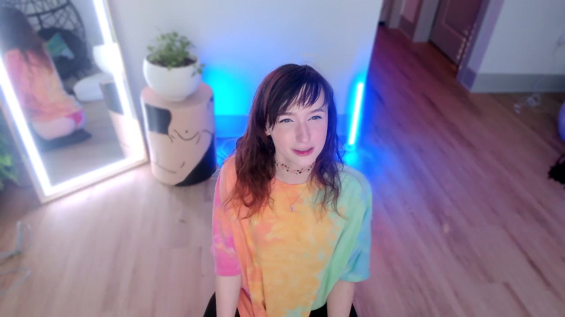 Gallery image thumbnail from SnugglePunk's myfreecams stream on, 06/28/2024, 23:09 image 3 of 20