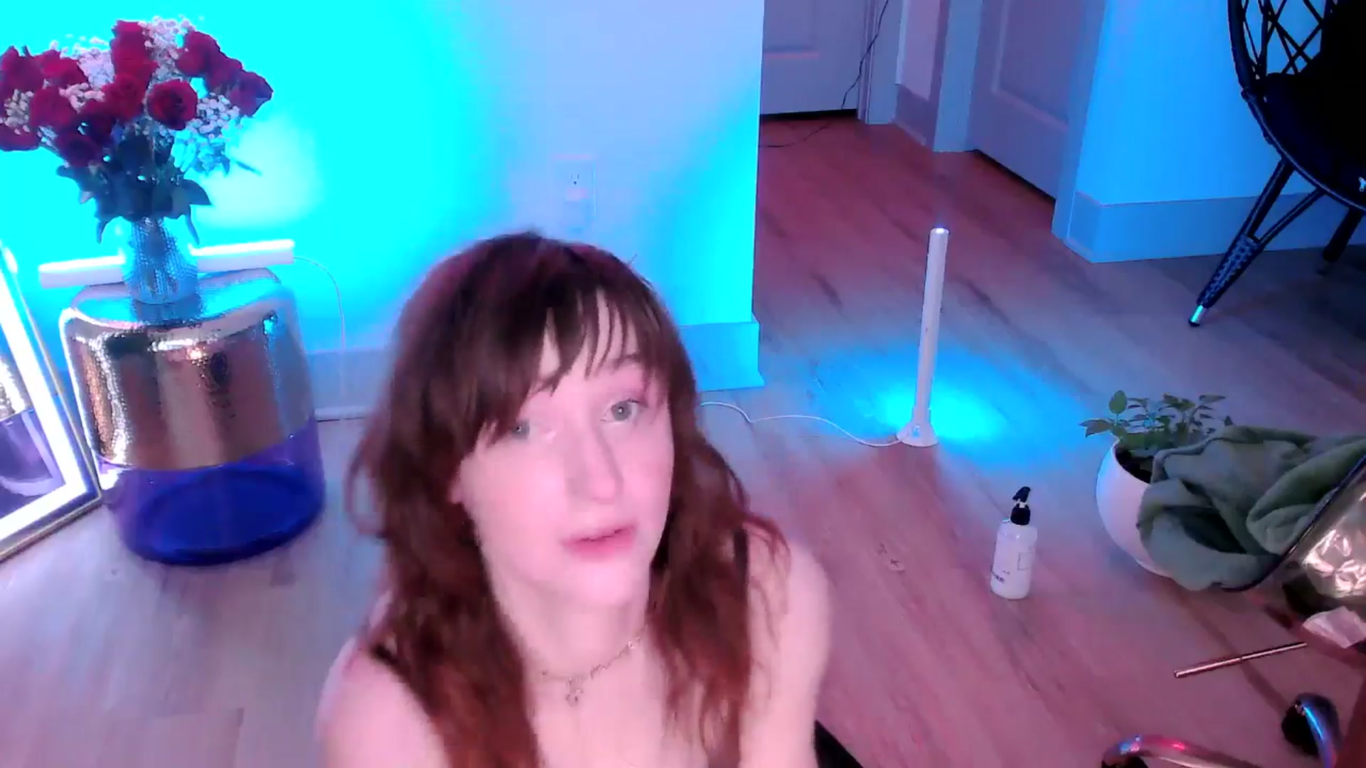 Gallery image thumbnail from SnugglePunk's myfreecams stream on, 07/18/2024, 23:19 image 19 of 20