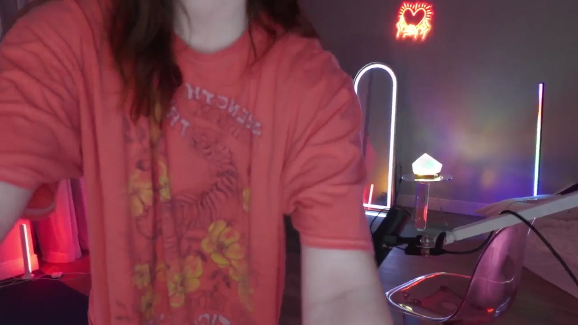 Gallery image thumbnail from SnugglePunk's myfreecams stream on, 03/03/2025, 02:16 image 3 of 20
