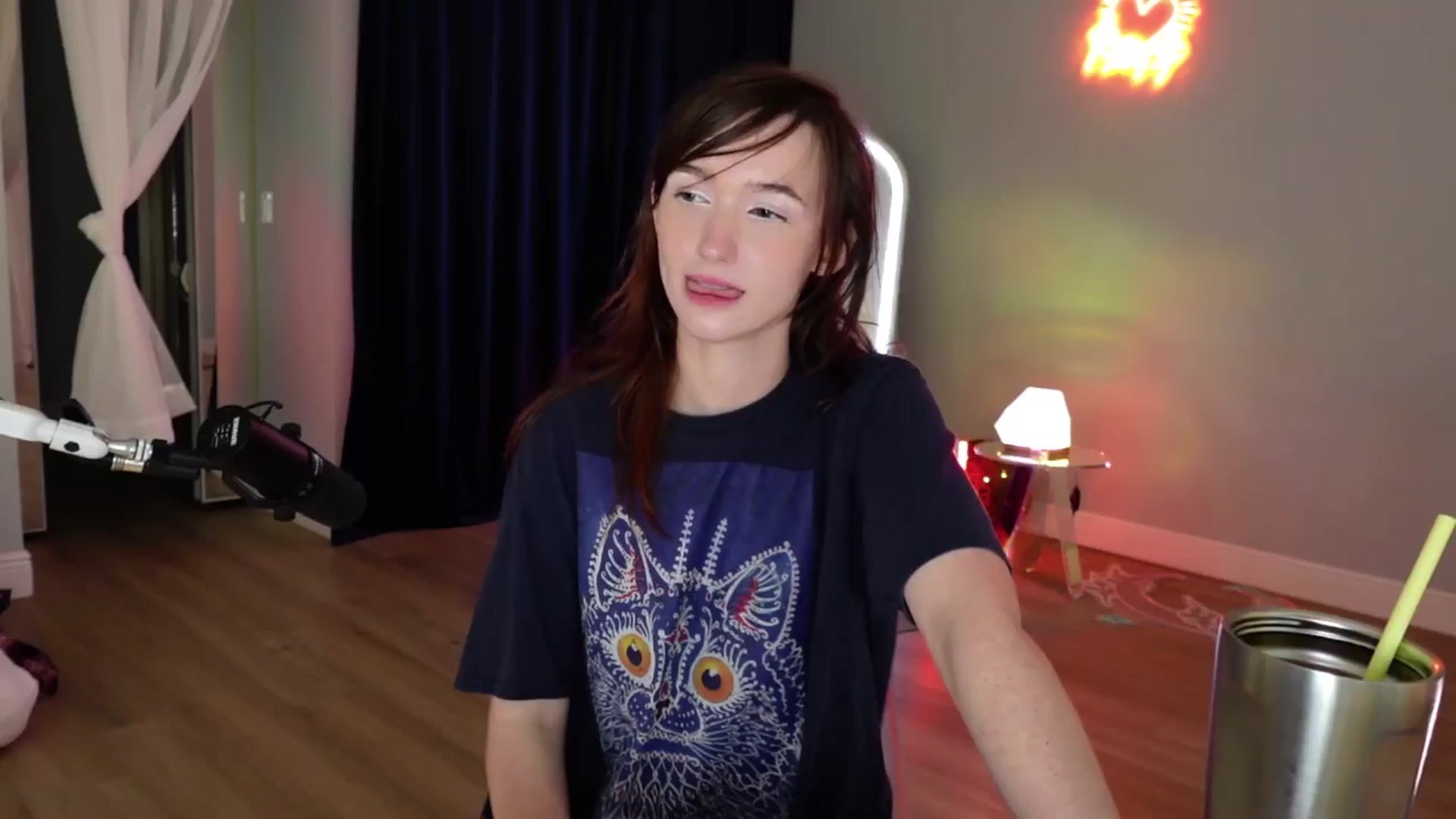Gallery image thumbnail from SnugglePunk's myfreecams stream on, 03/09/2025, 03:36 image 7 of 20