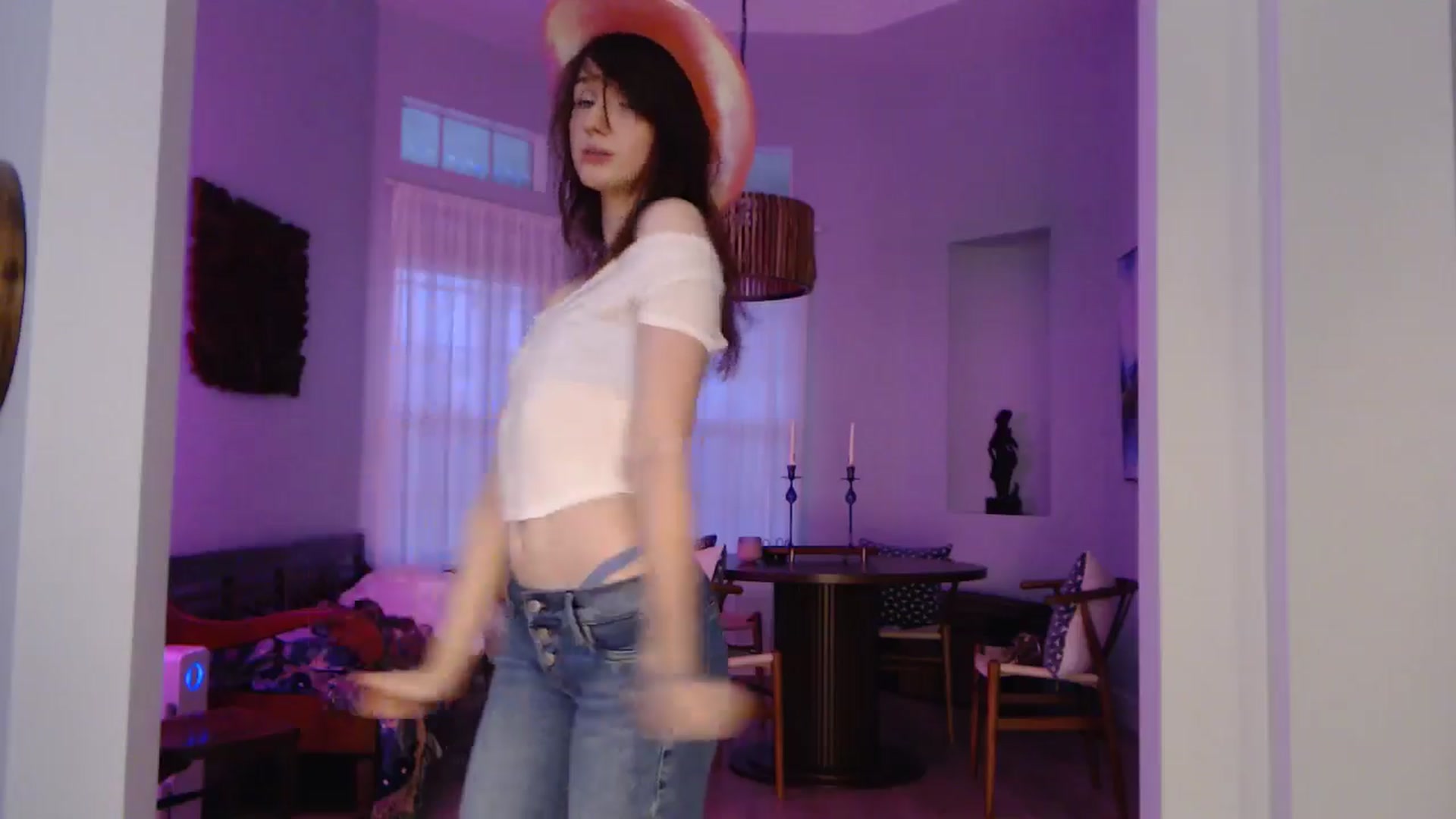 Gallery image thumbnail from SnugglePunk's myfreecams stream on, 08/24/2025, 24:07 image 9 of 20