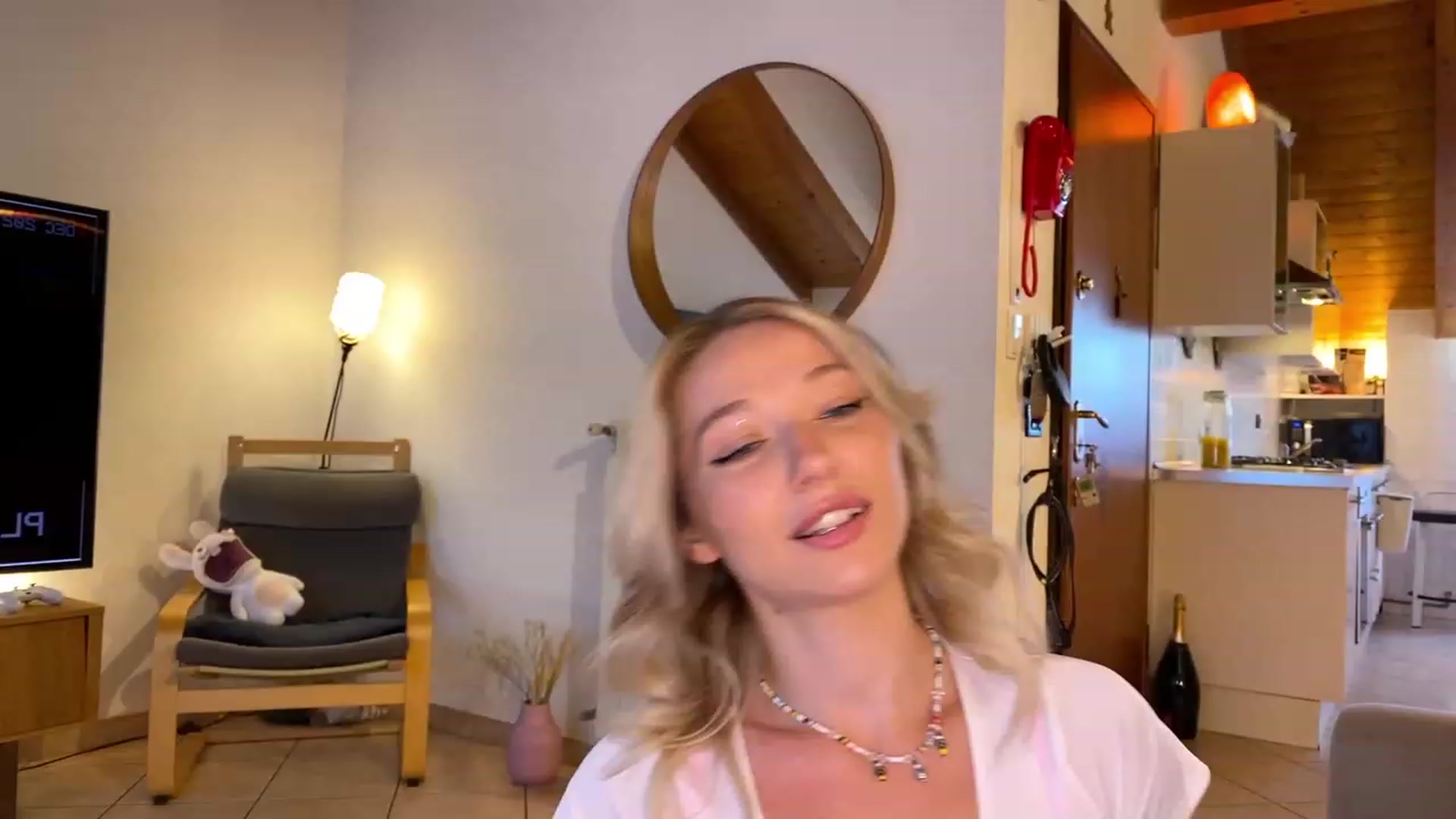 Gallery image thumbnail from SoAlexis's myfreecams stream on, 07/26/2023, 18:11 image 5 of 20