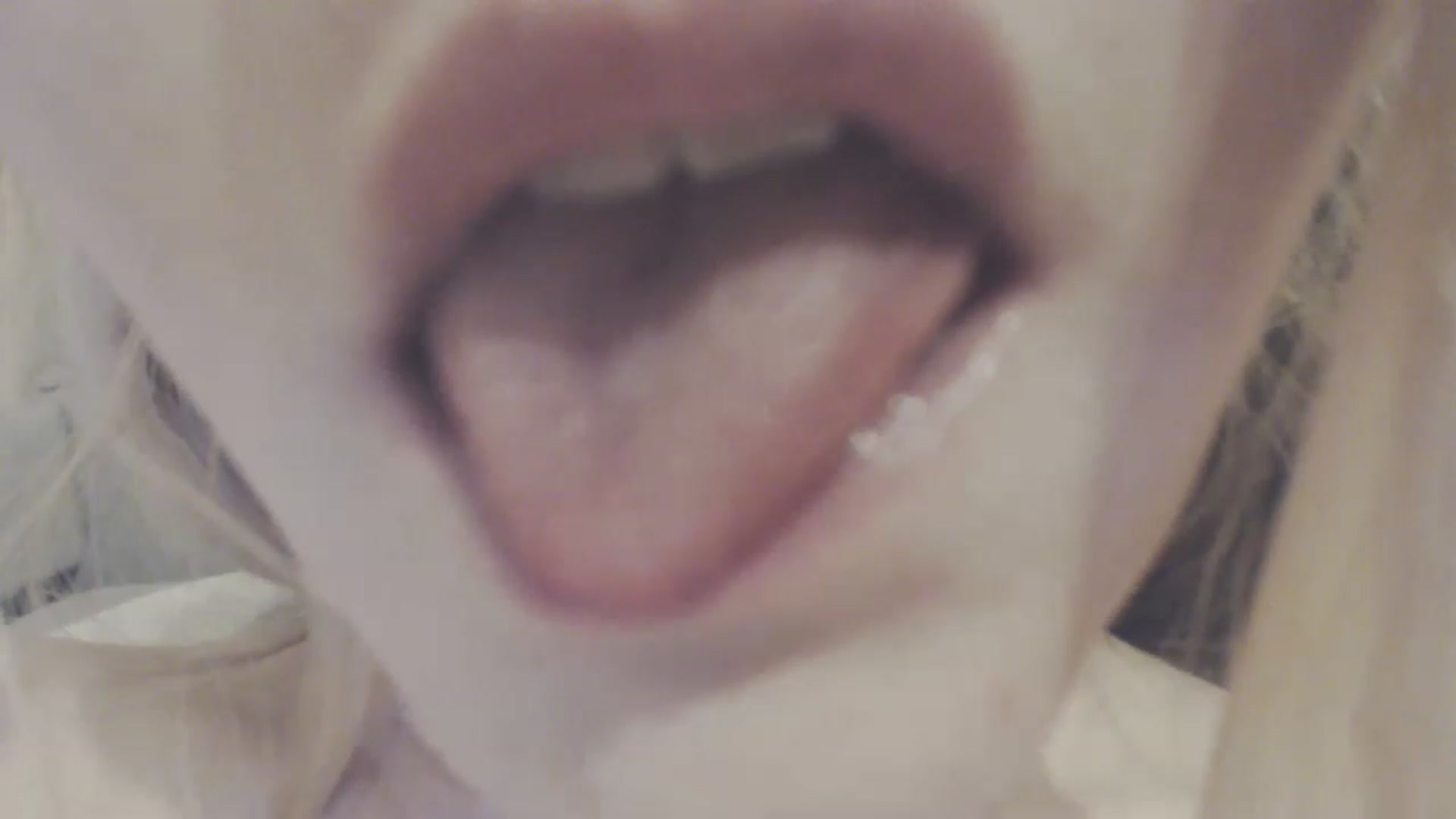 Gallery image thumbnail from SoLittleAmber's myfreecams stream on, 03/27/2023, 17:39 image 12 of 20