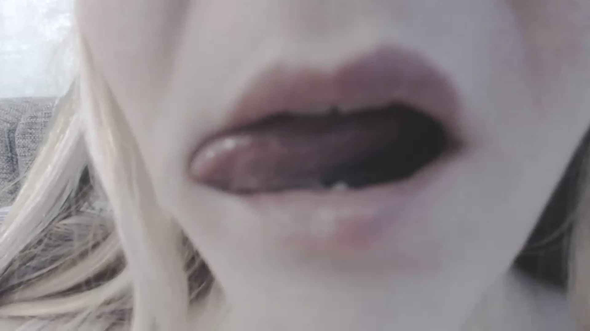 Gallery image thumbnail from SoLittleAmber's myfreecams stream on, 04/06/2023, 15:58 image 5 of 20