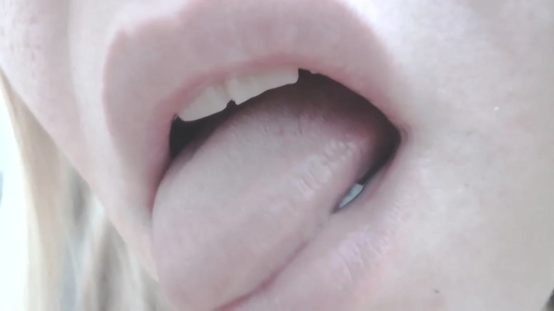 Gallery image thumbnail from SoLittleAmber's myfreecams stream on, 04/13/2023, 12:46 image 12 of 20