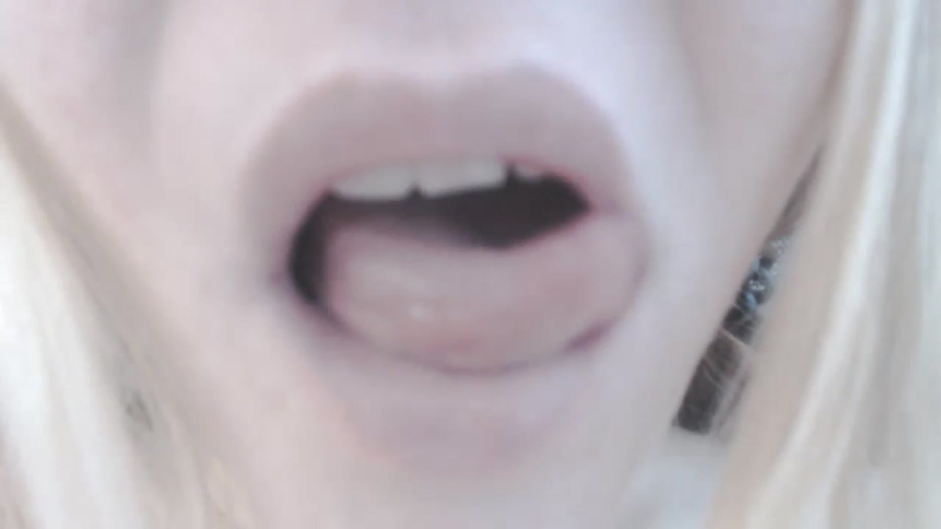 Gallery image thumbnail from SoLittleAmber's myfreecams stream on, 04/13/2023, 14:49 image 6 of 20