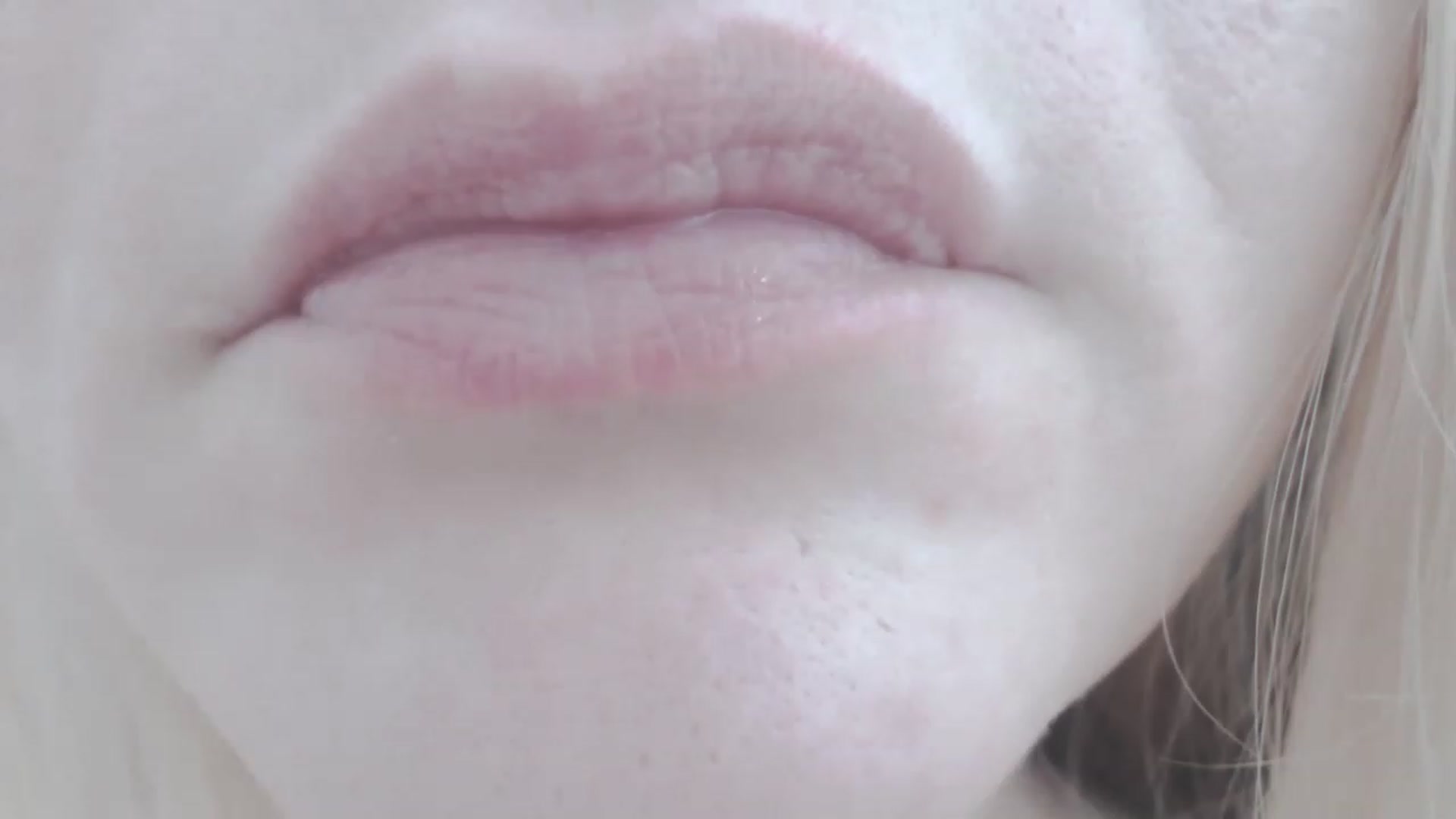 Gallery image thumbnail from SoLittleAmber's myfreecams stream on, 04/15/2023, 14:15 image 18 of 20
