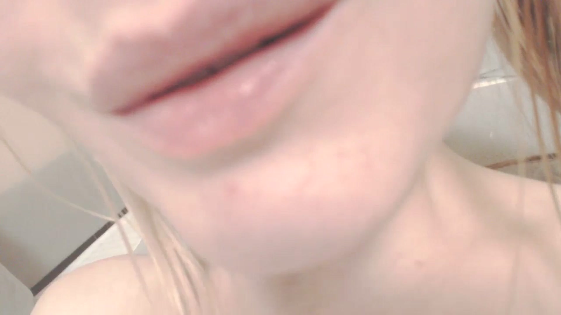 Gallery image thumbnail from SoLittleAmber's myfreecams stream on, 01/15/2024, 19:39 image 15 of 20