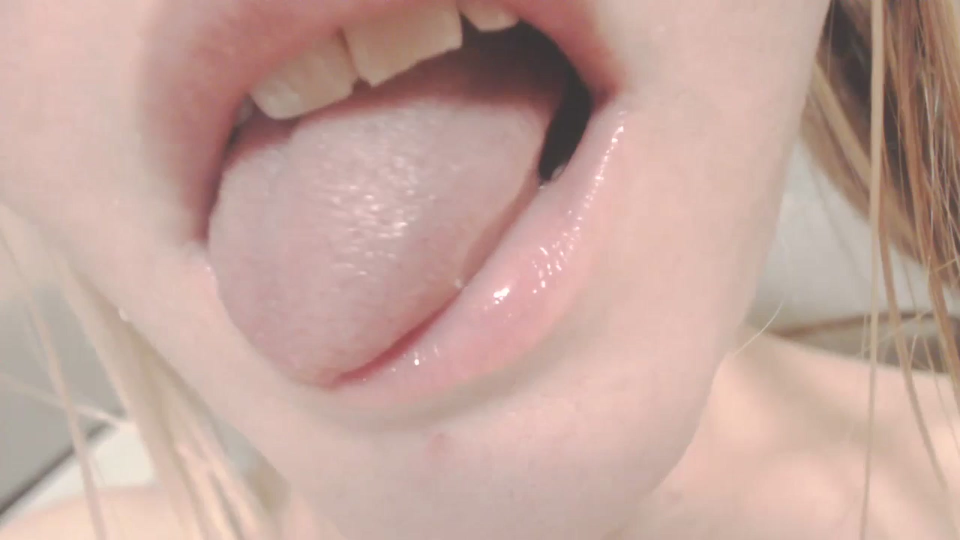Gallery image thumbnail from SoLittleAmber's myfreecams stream on, 01/15/2024, 19:39 image 18 of 20