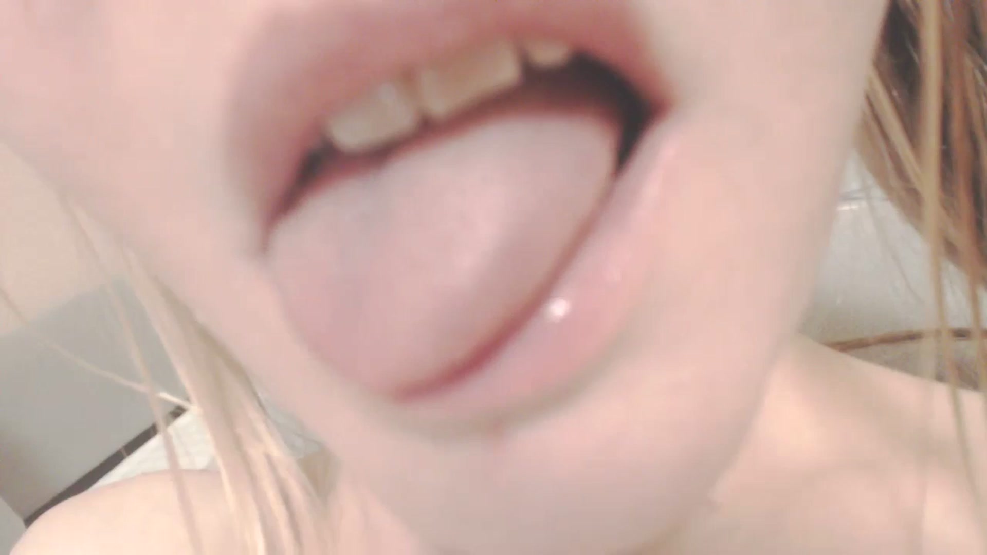 Gallery image thumbnail from SoLittleAmber's myfreecams stream on, 01/15/2024, 19:39 image 16 of 20