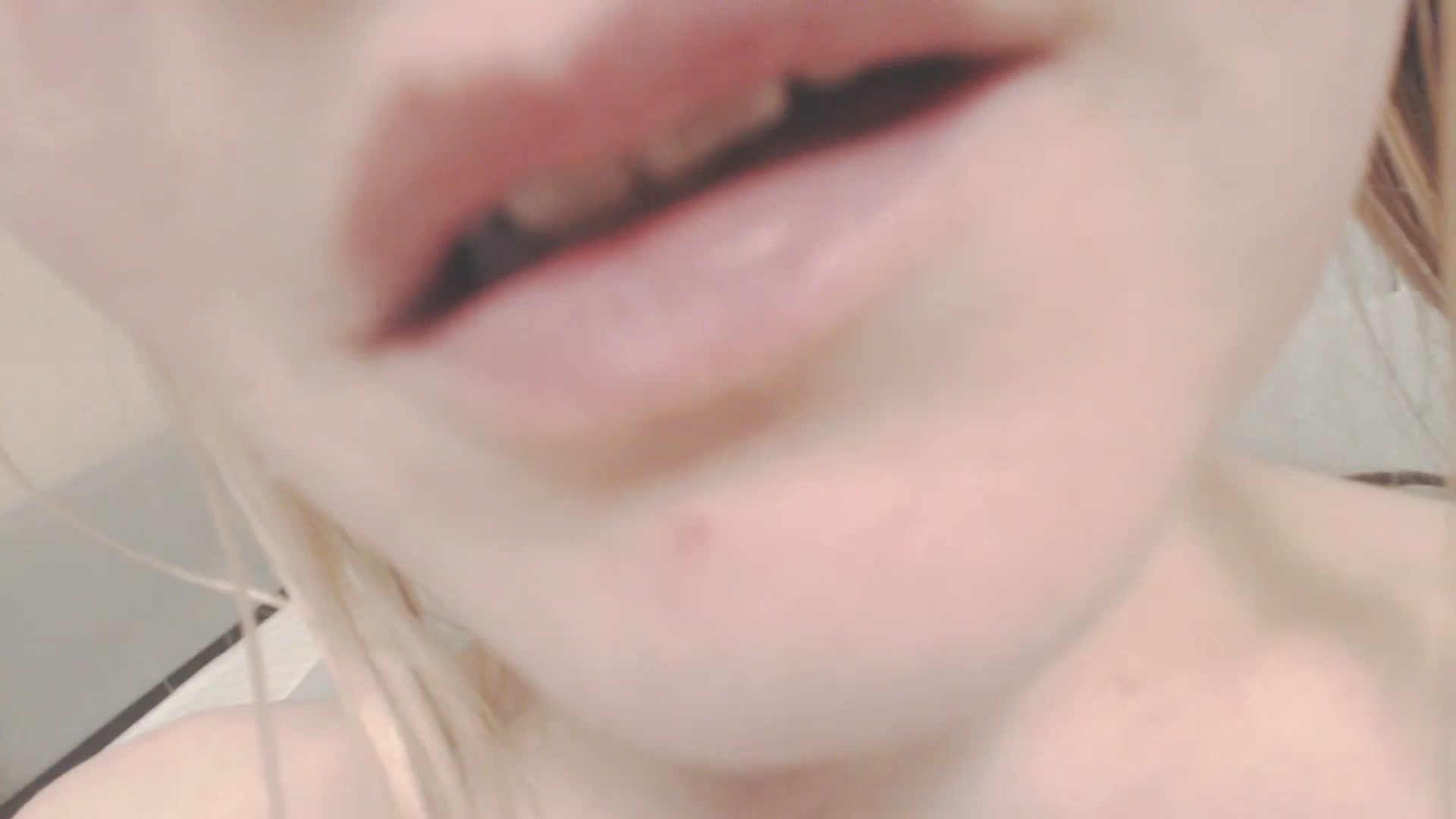 Gallery image thumbnail from SoLittleAmber's myfreecams stream on, 01/15/2024, 19:39 image 14 of 20