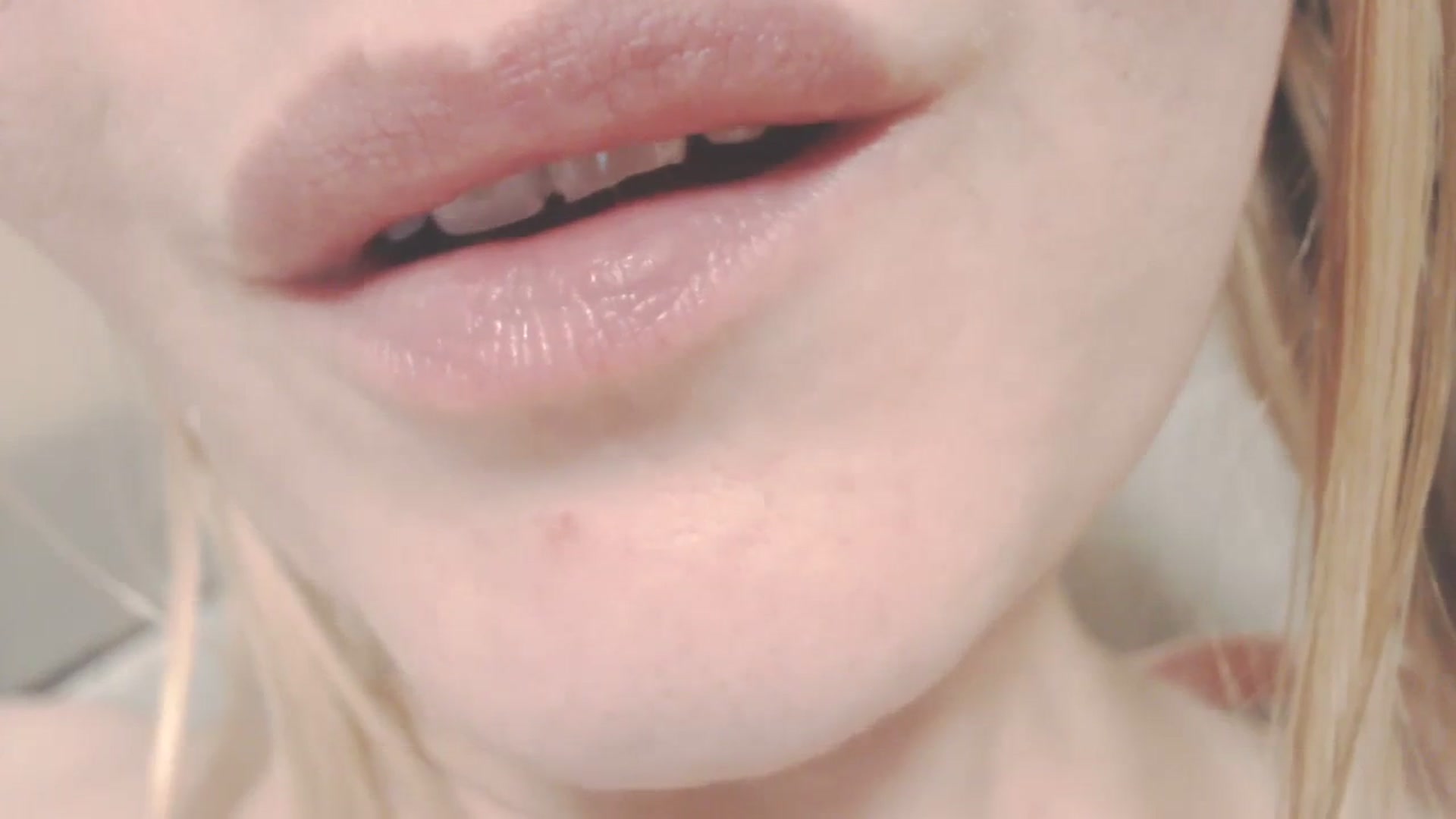 Gallery image thumbnail from SoLittleAmber's myfreecams stream on, 01/15/2024, 19:39 image 7 of 20