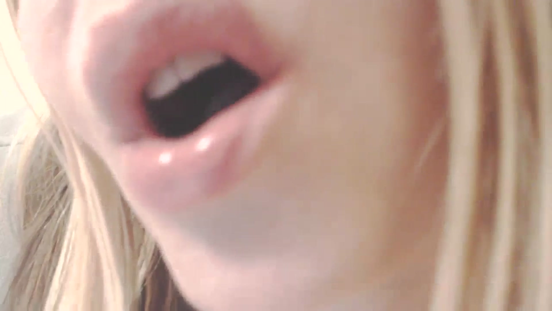 Gallery image thumbnail from SoLittleAmber's myfreecams stream on, 01/31/2024, 13:03 image 4 of 20