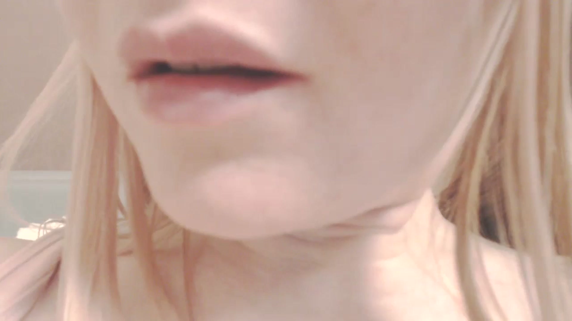 Gallery image thumbnail from SoLittleAmber's myfreecams stream on, 02/14/2024, 10:21 image 5 of 20