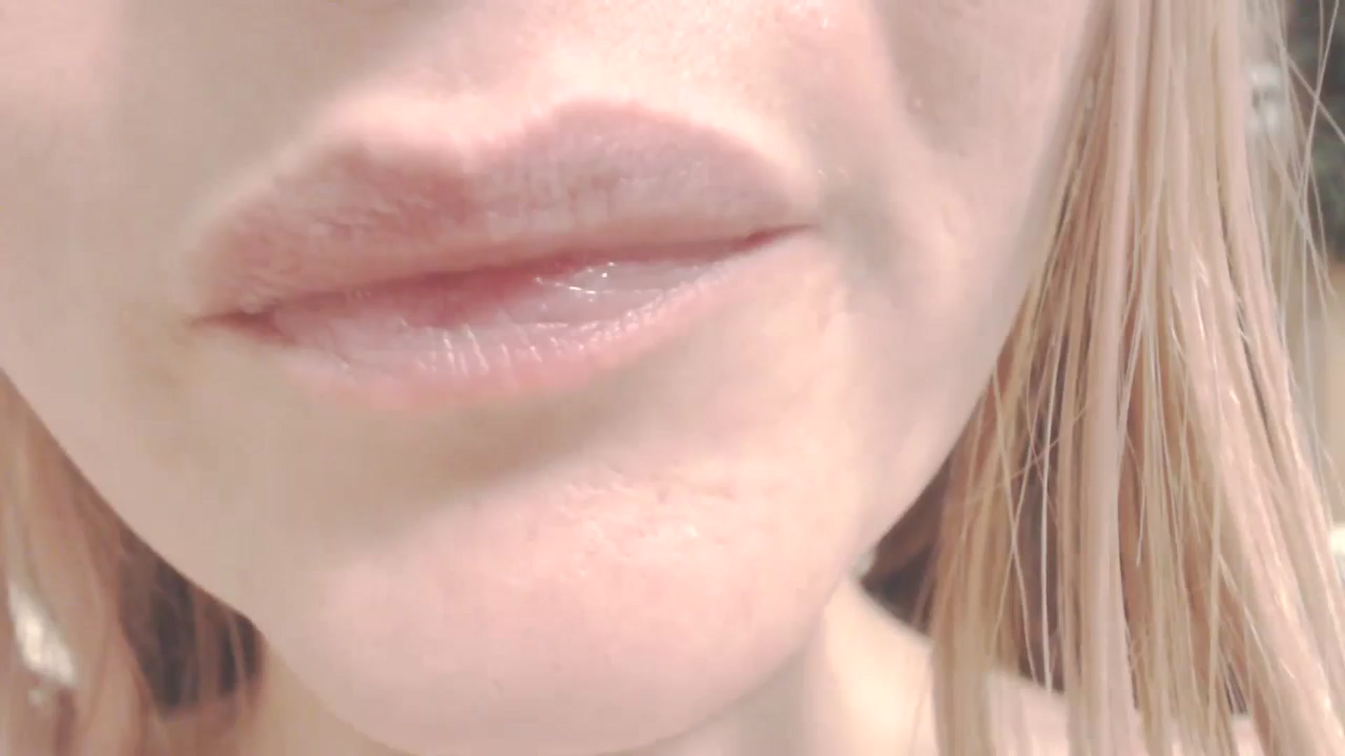 Gallery image thumbnail from SoLittleAmber's myfreecams stream on, 02/14/2024, 10:21 image 6 of 20